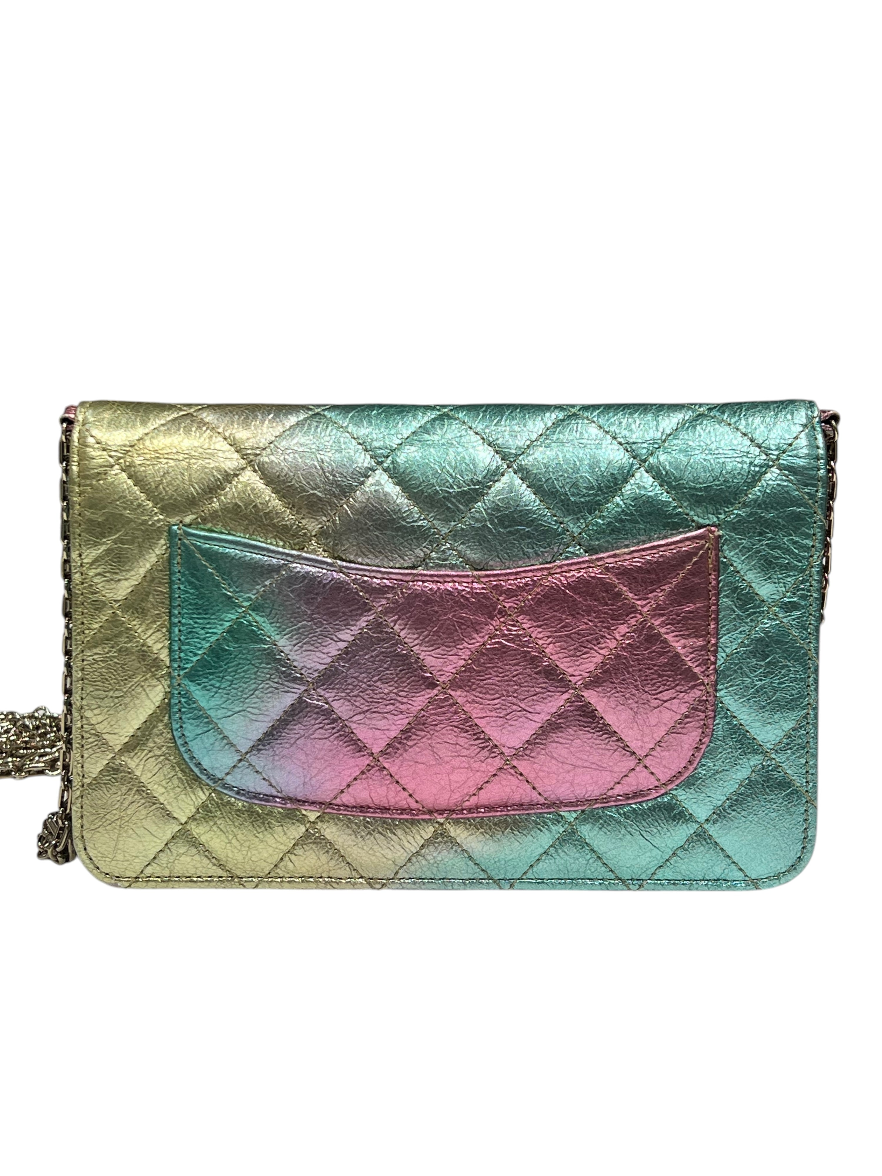 Chanel - Sac wallet on chain 2.55 irisé multicolore