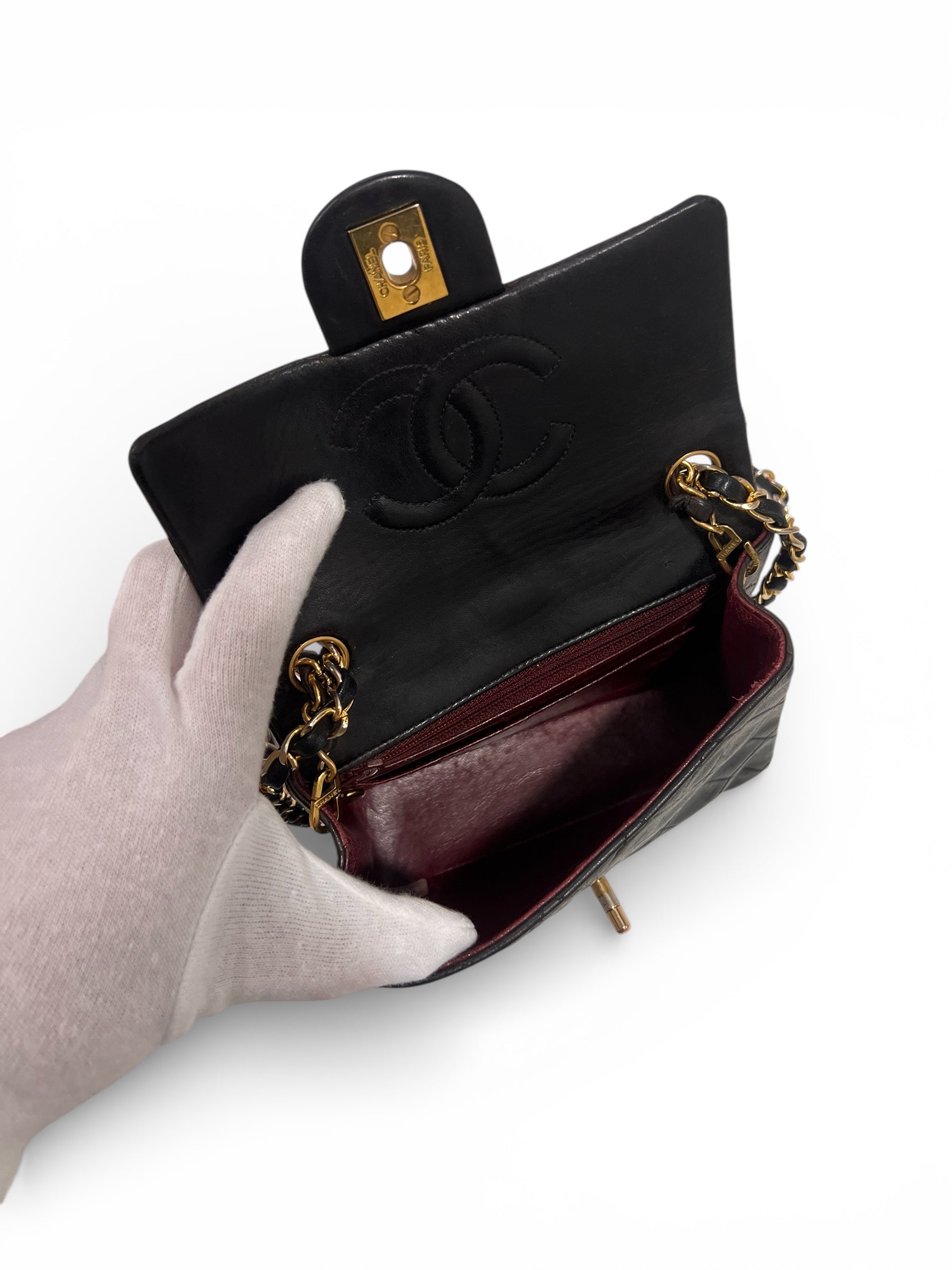 Chanel - Sac Mini Square | Les Folies d’Eugénie