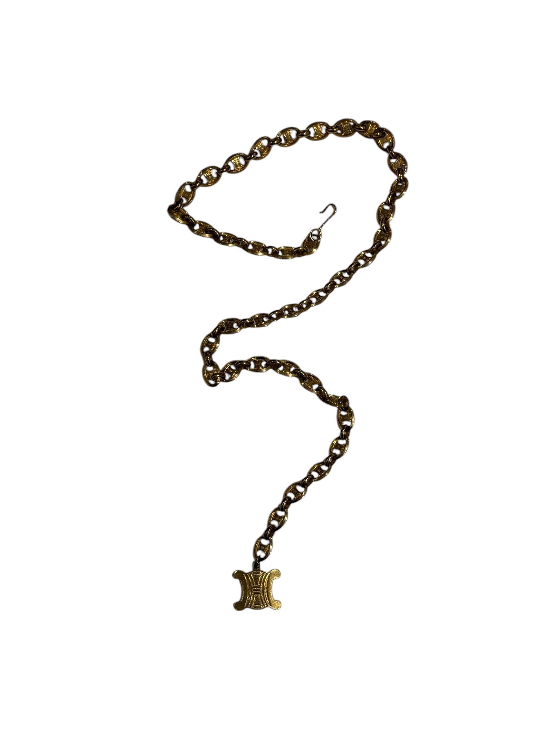 Céline - Goldene Triumphgürtel