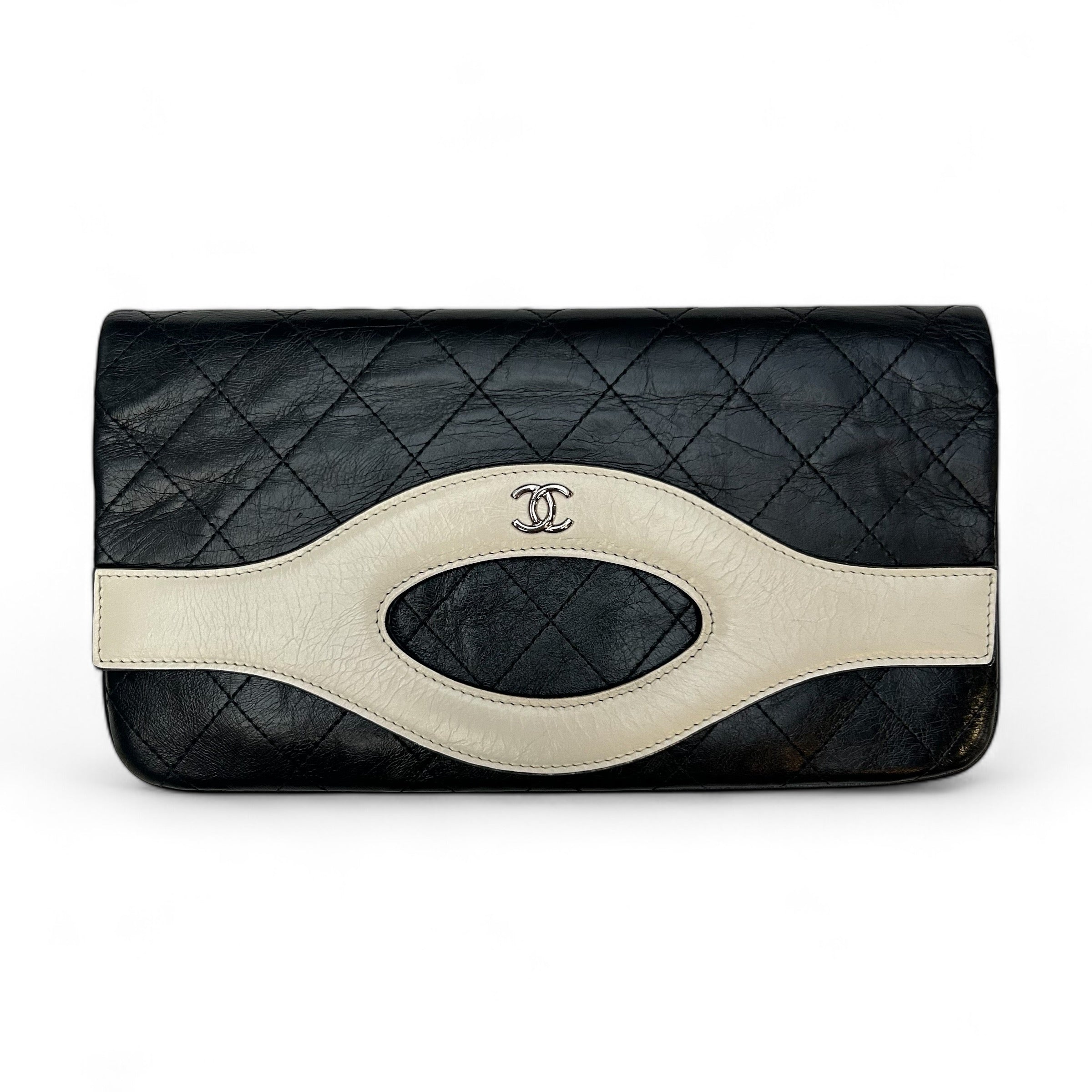 Chanel - Pochette Bicolore