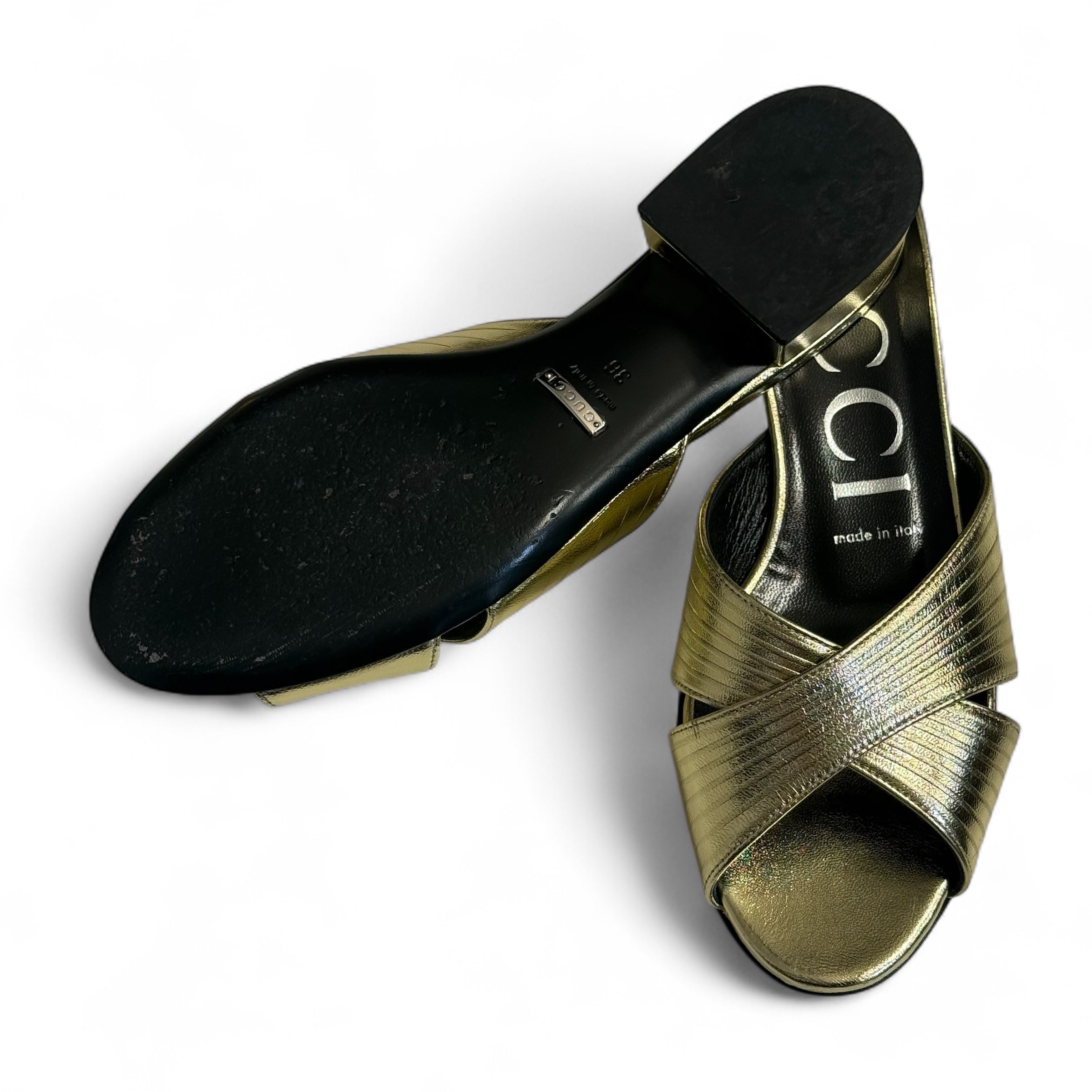 Gucci - Sandales dorées T.36