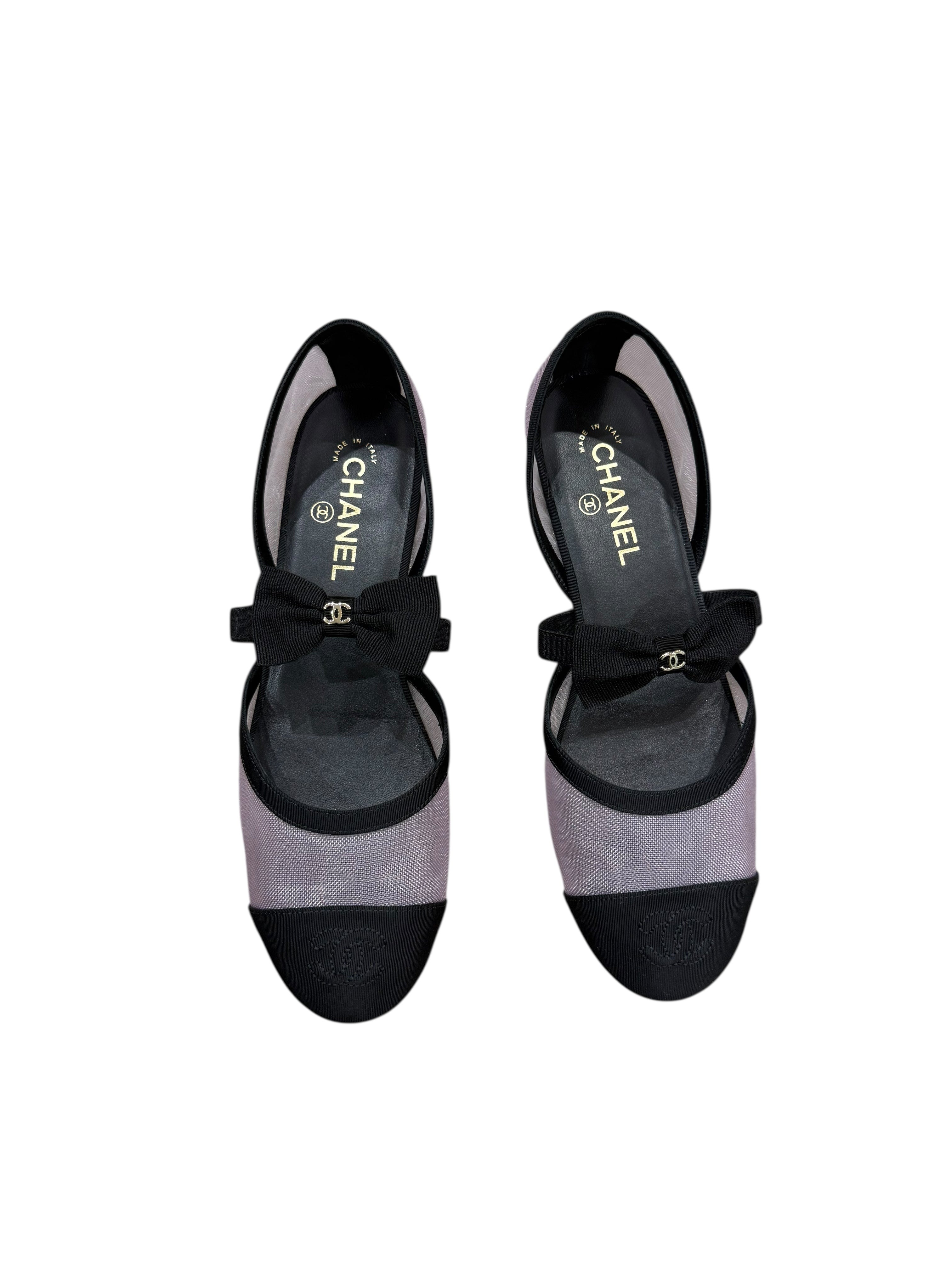 Chanel - Mary Janes résille violette & nœud et bout noir T40