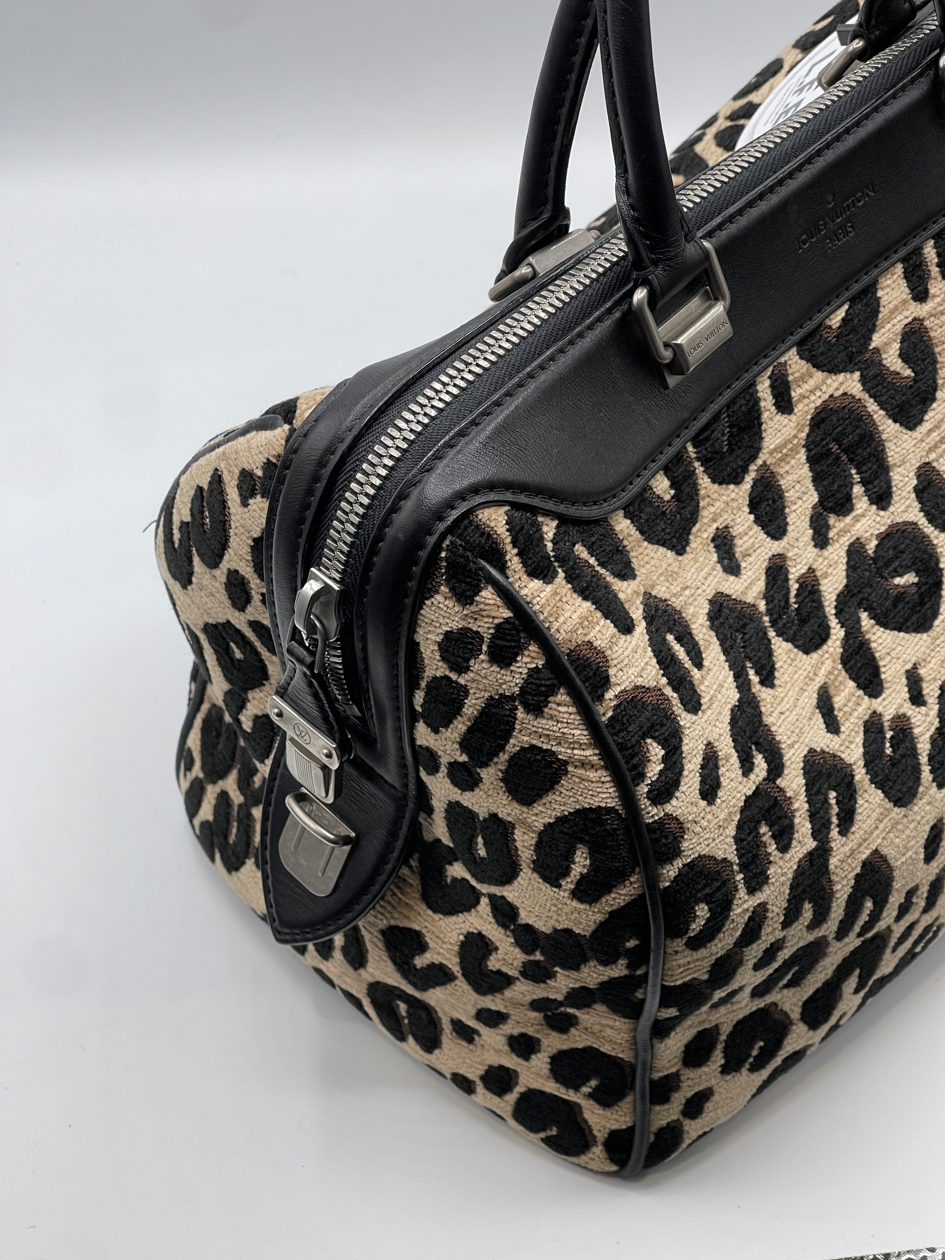Louis Vuitton - Speedy 30 Bag Limited Edition Leopard