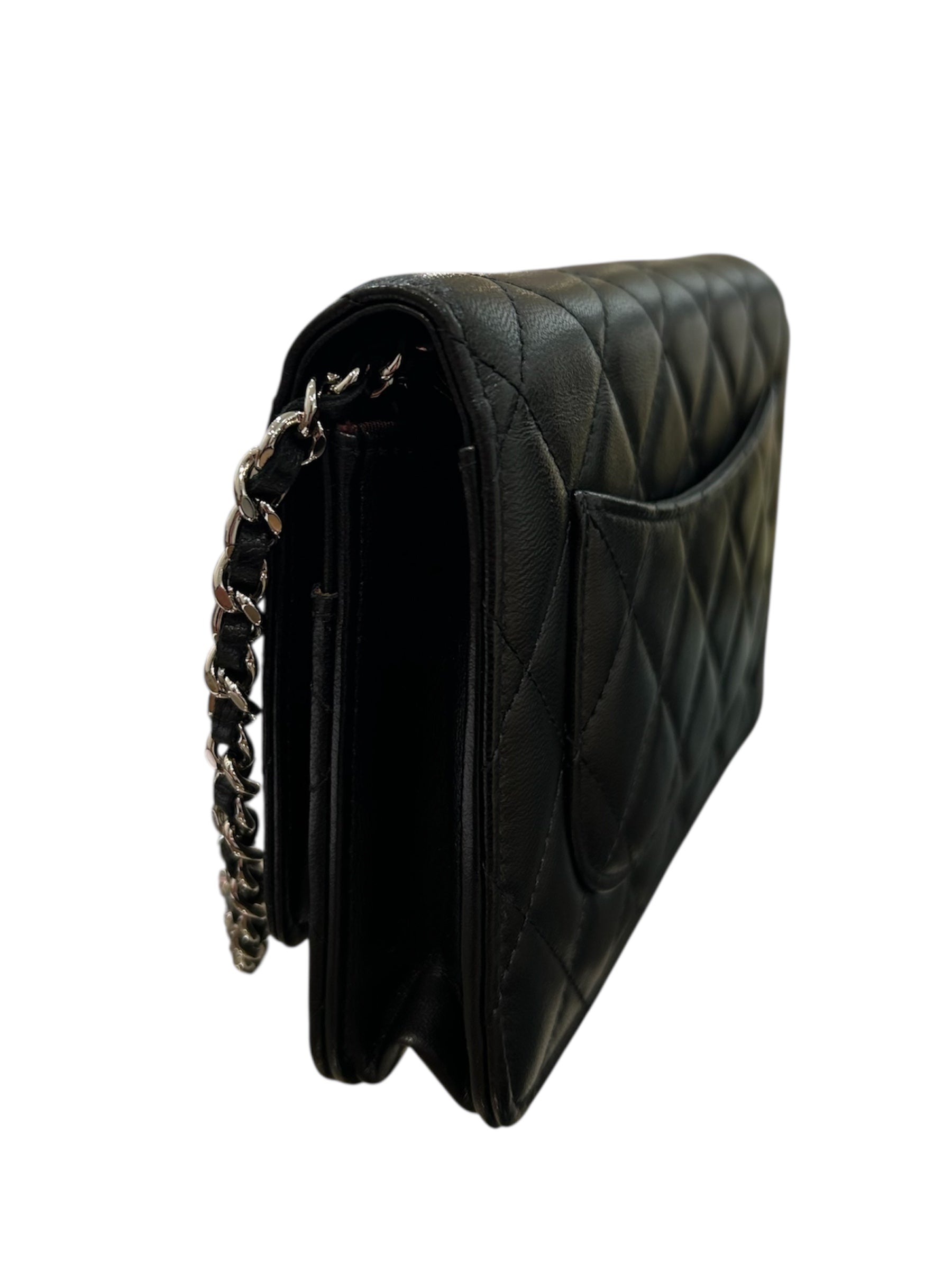 Chanel - Sac Wallet on chain