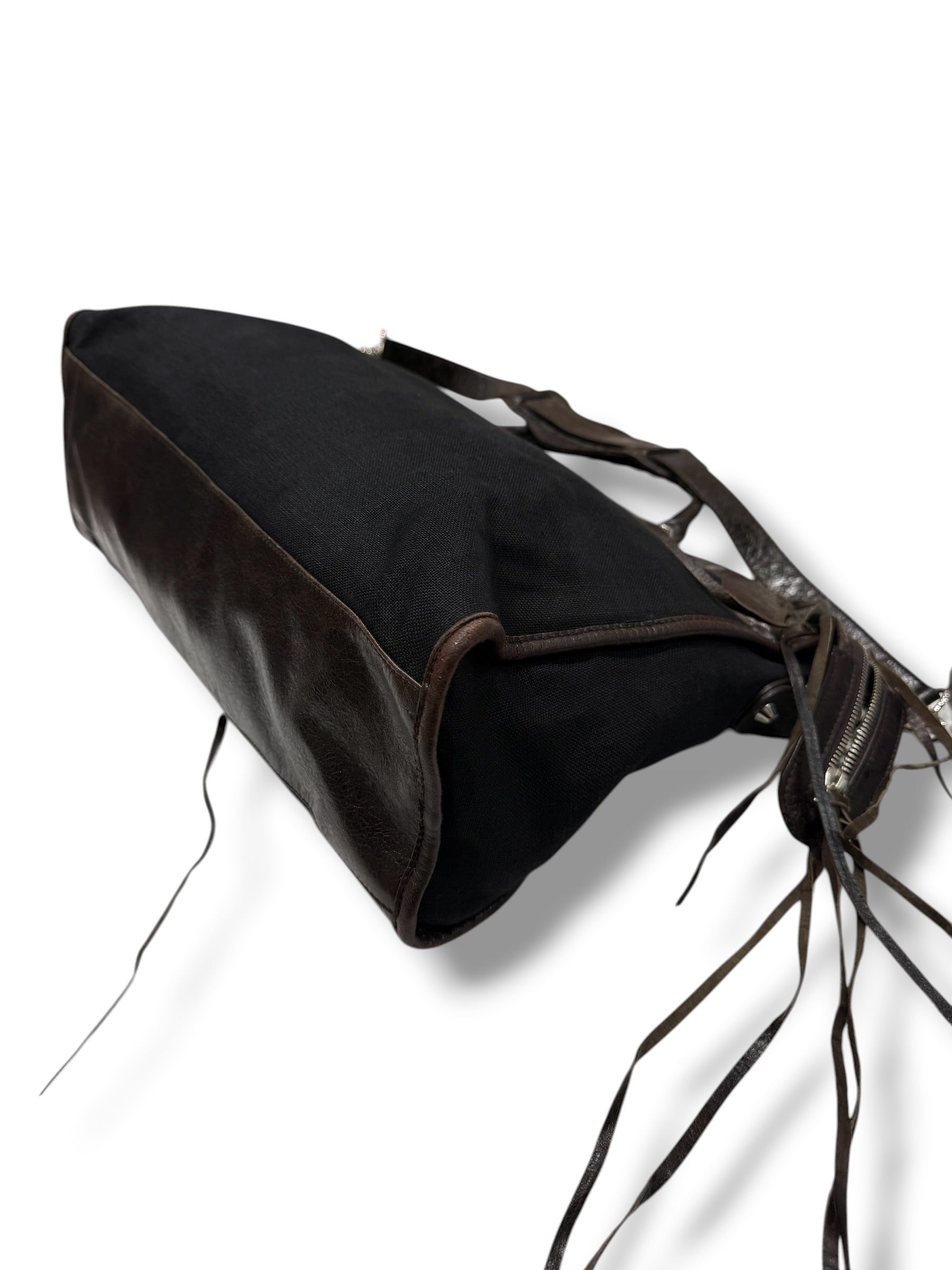 Balenciaga - Sac city avec bandoulière en cuir et toile