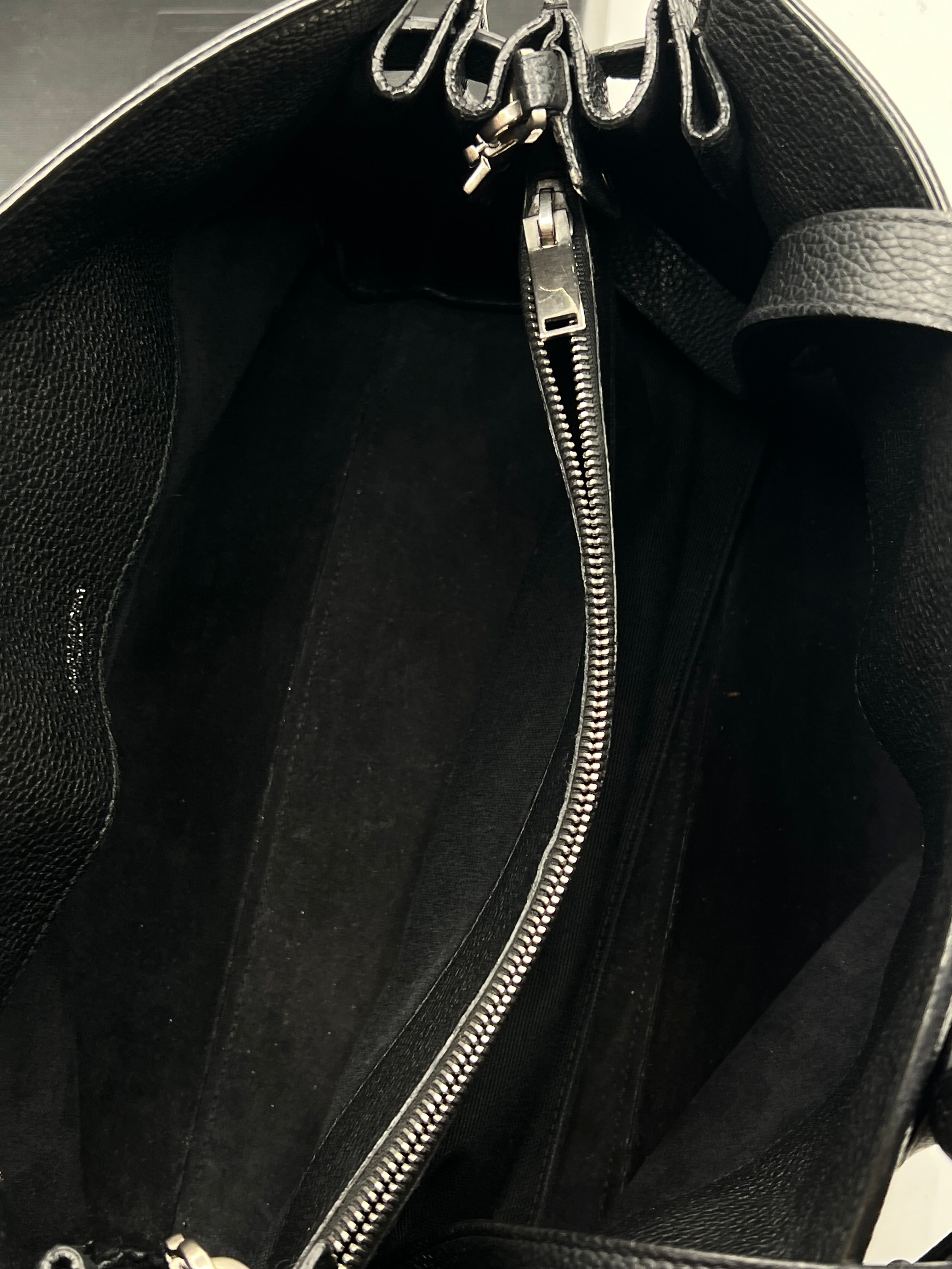 Saint Laurent - sac de jour souple cuir noir