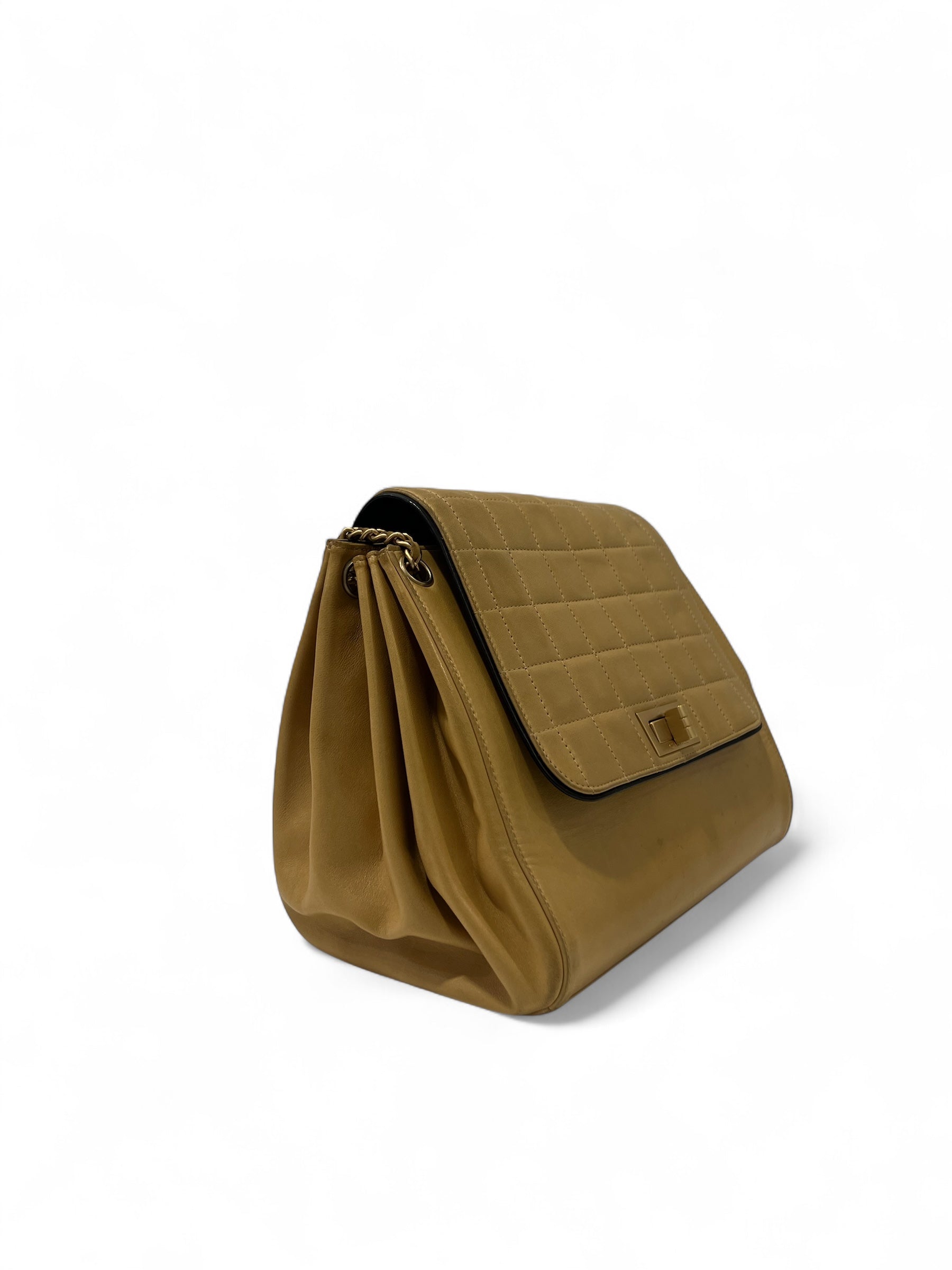 Chanel - Sac Chocolat Bar