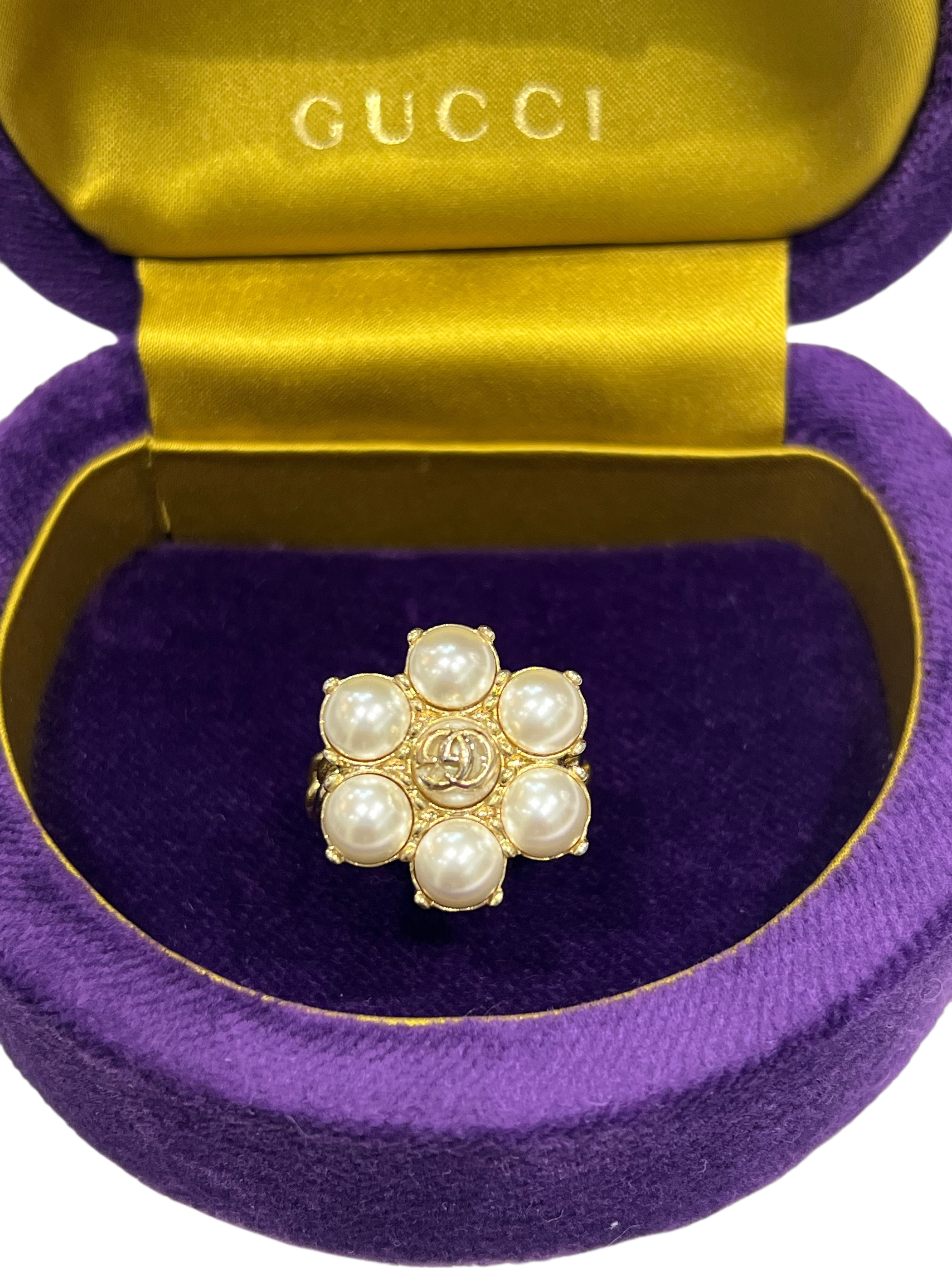 Gucci - bague perles T52