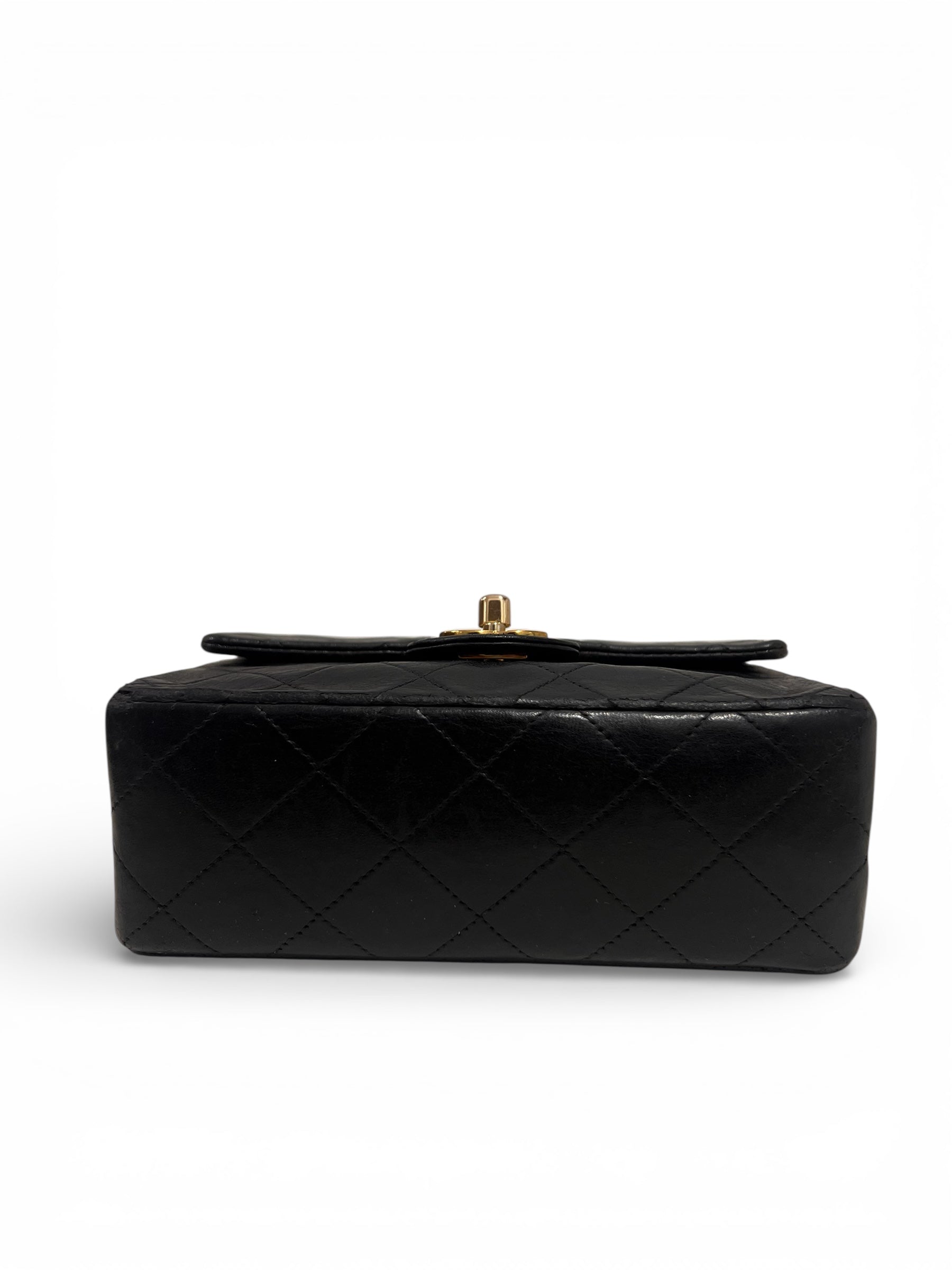Chanel - Sac Mini Square | Les Folies d’Eugénie
