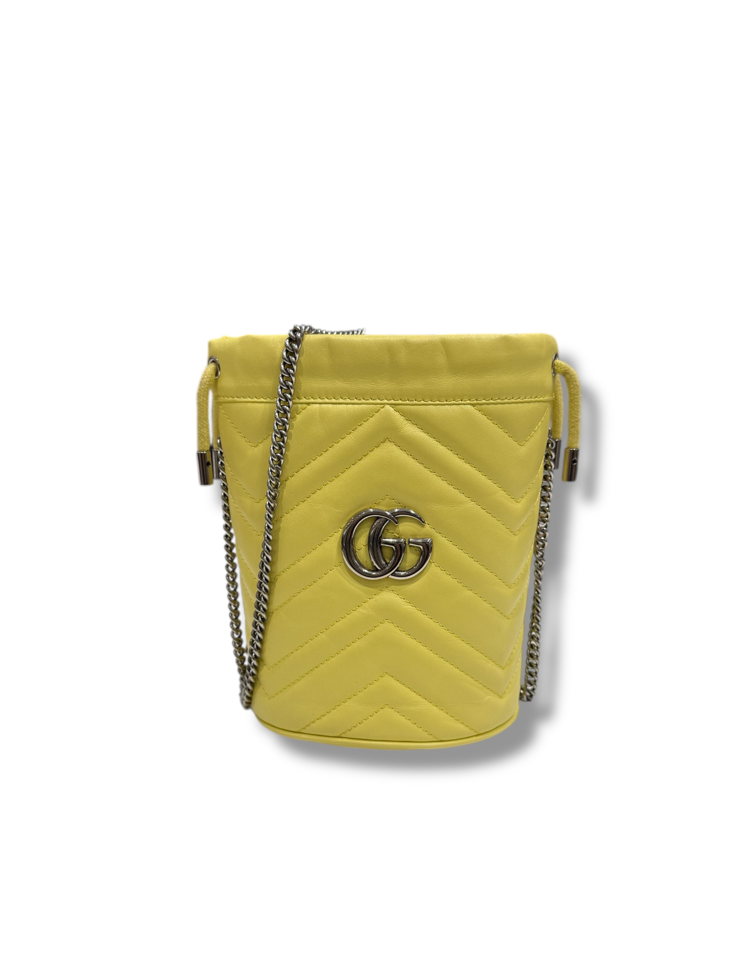 Gucci - Sac Bucket Marmont jaune