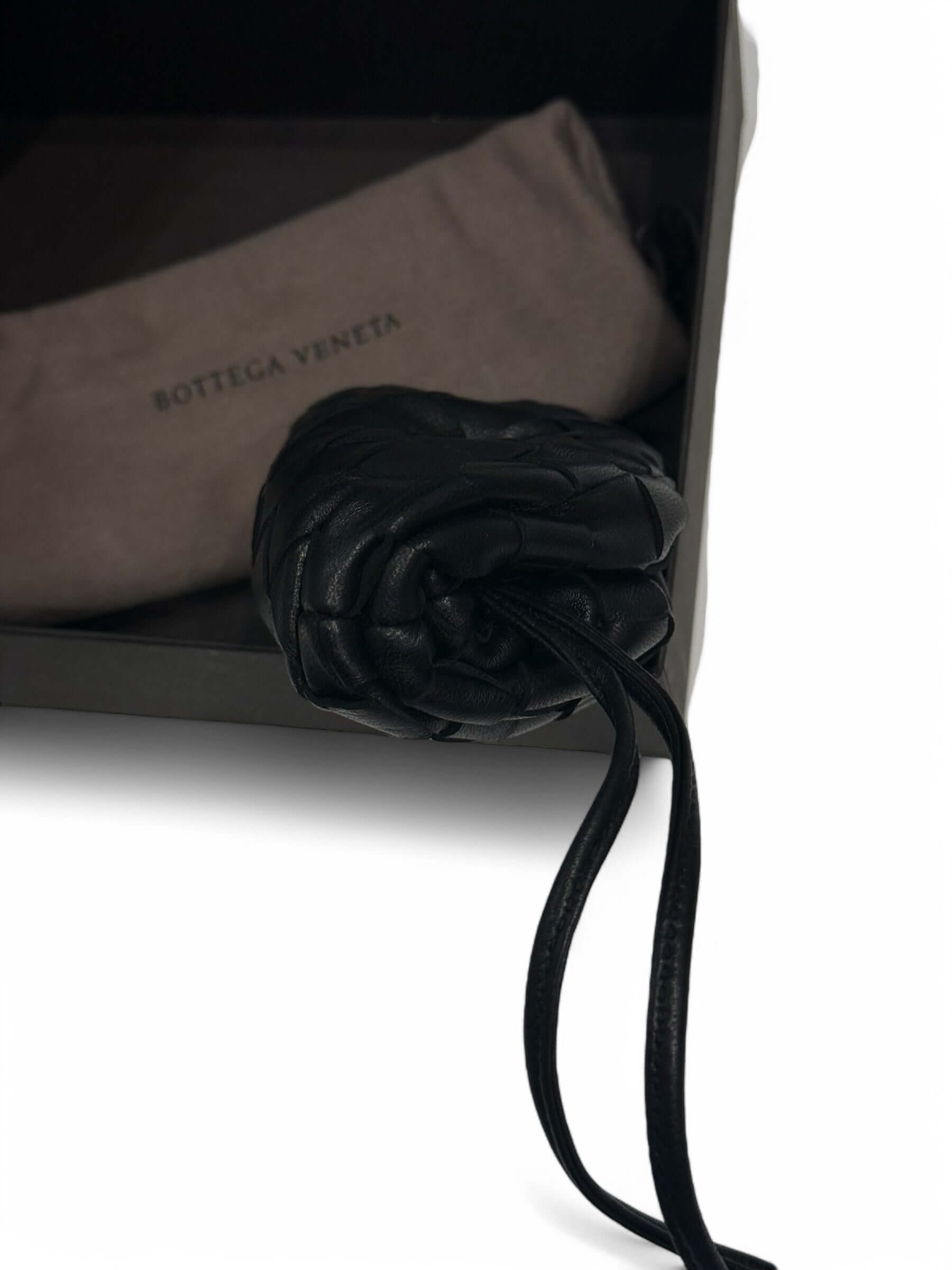 Bottega Veneta - Mini Sac Pouch noir