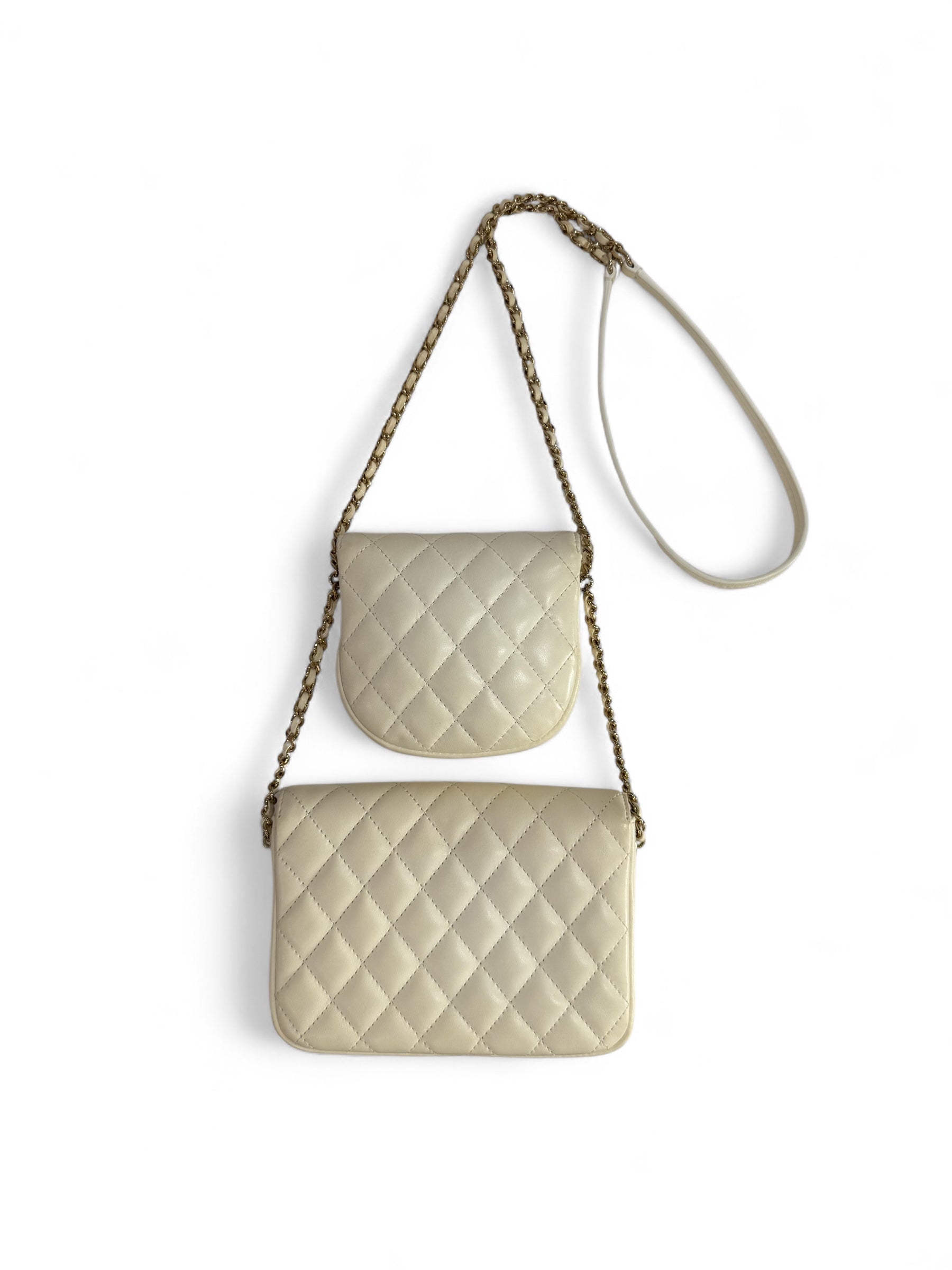 Chanel - Geldbeutel an Kette Multipochette