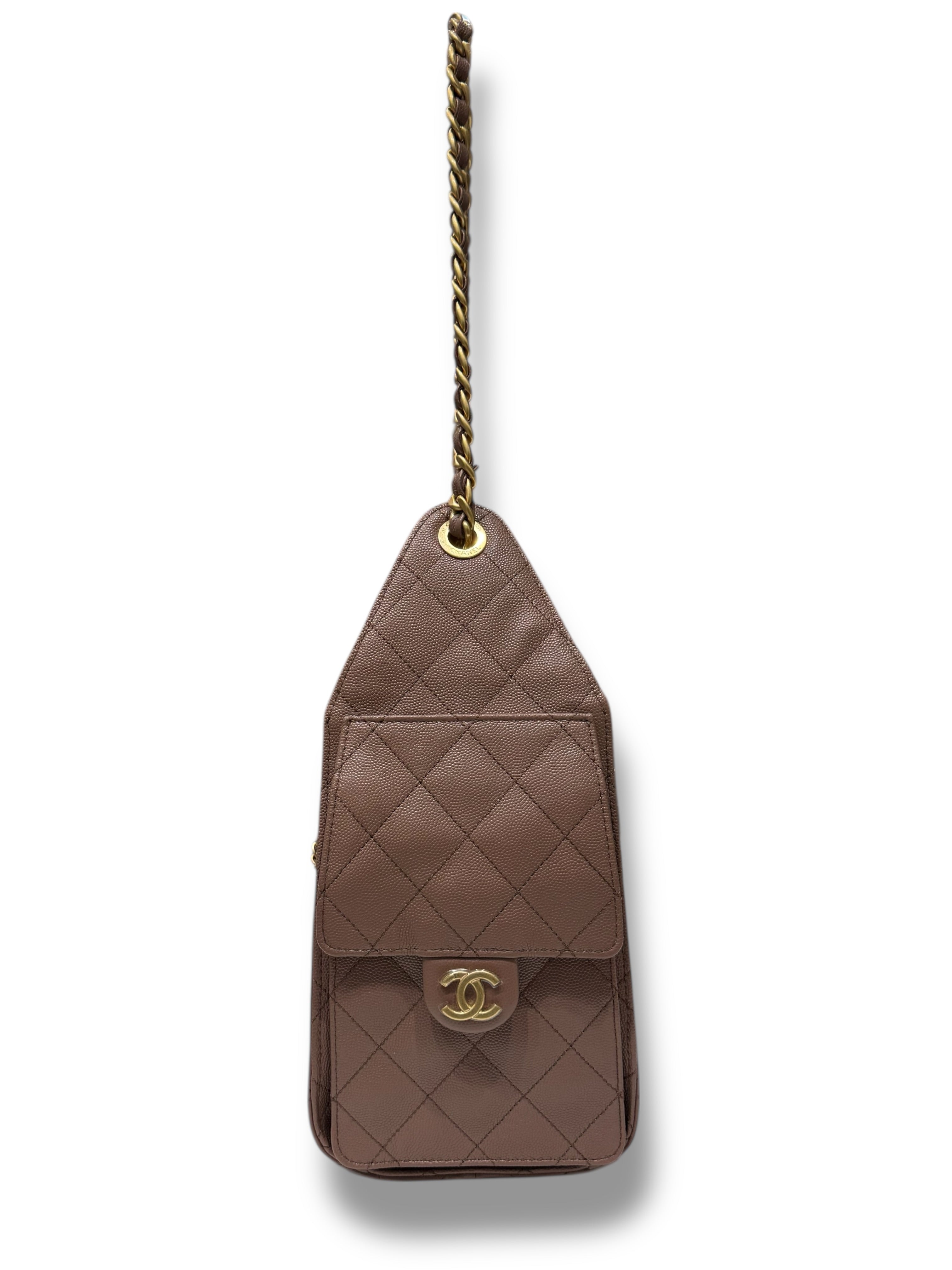 Chanel - Sac modèle 25 small marron