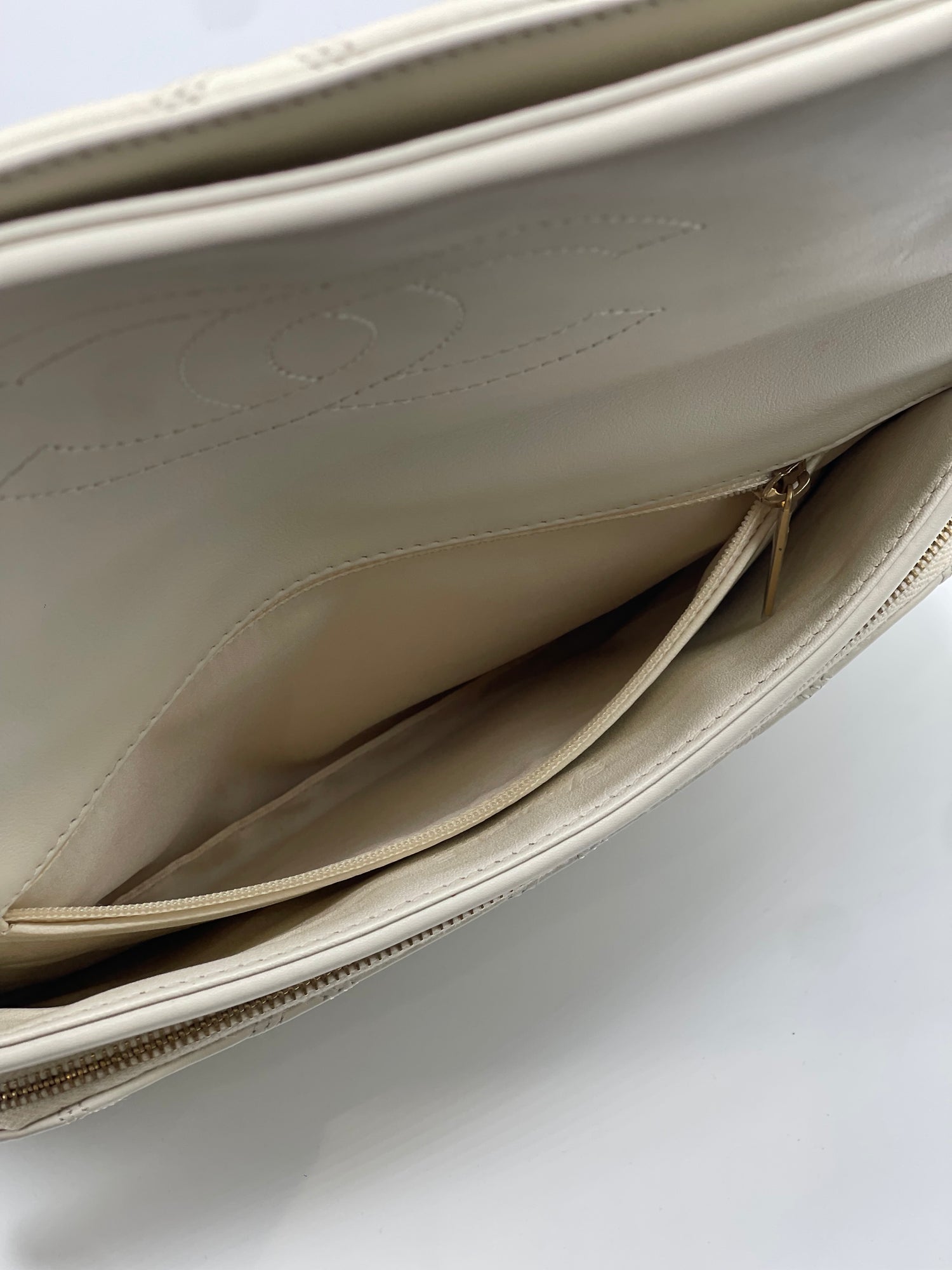 Chanel - Matelassierte Klapp-Clutch