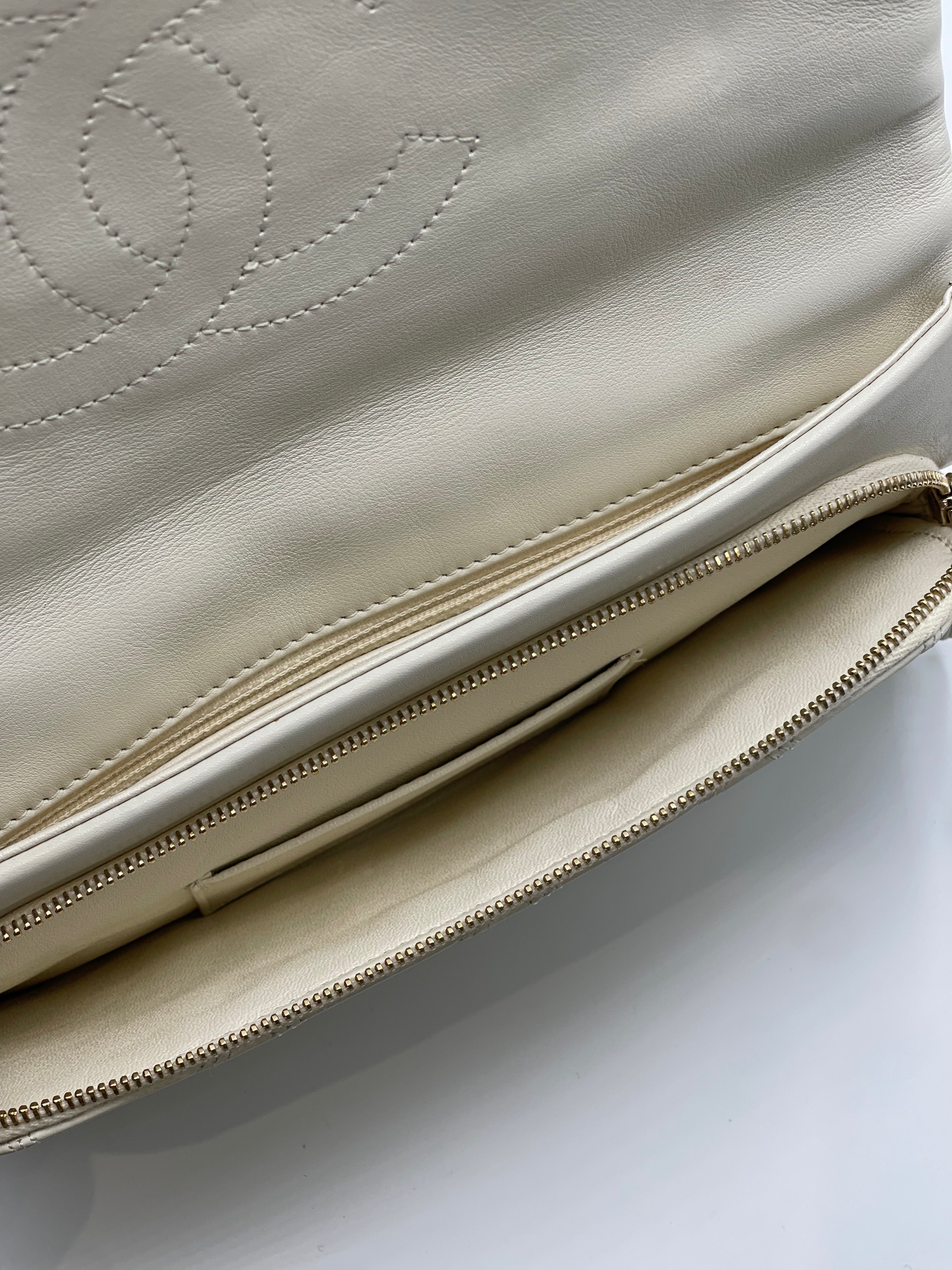 Chanel - Matelassierte Klapp-Clutch