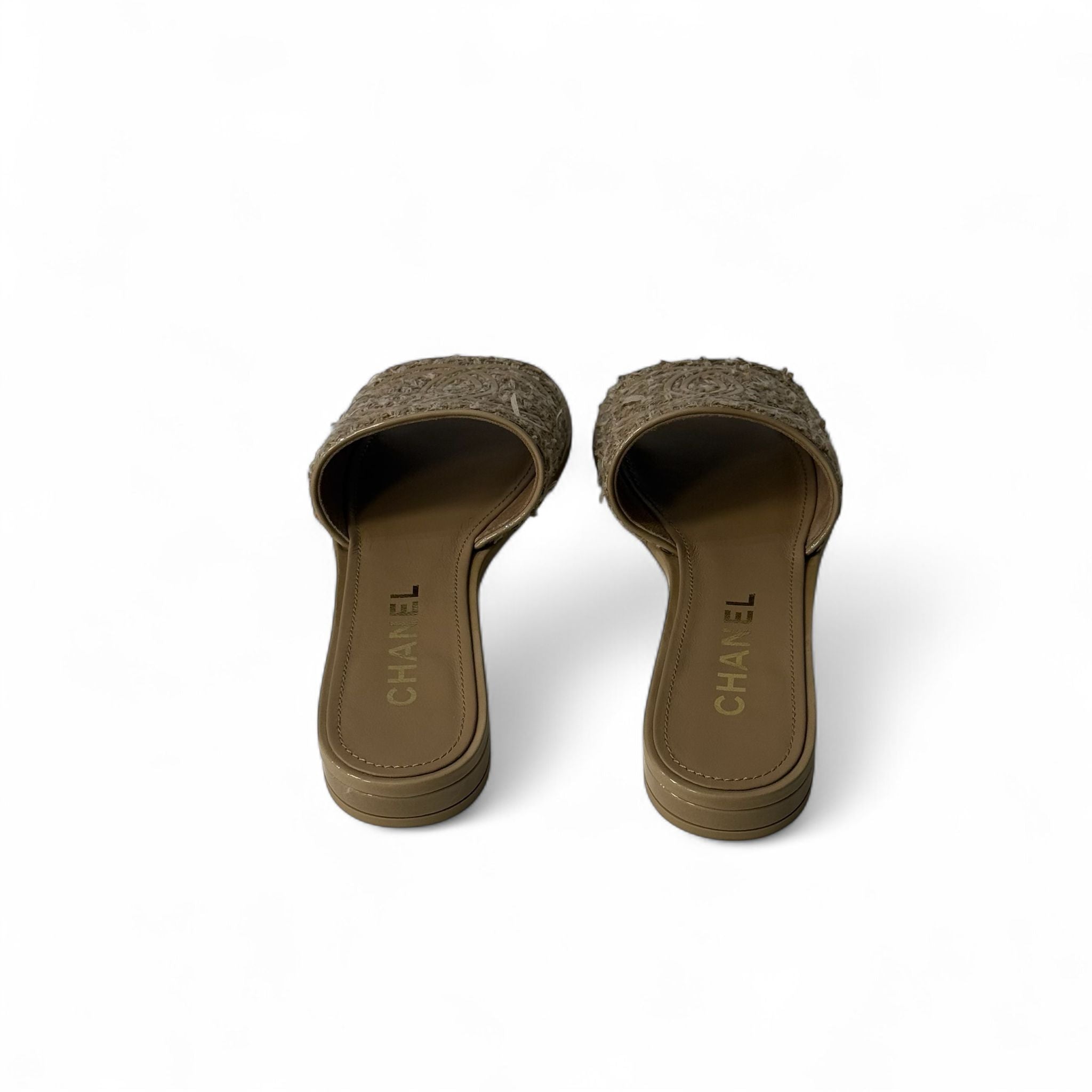Chanel - Mules en tweed T.38