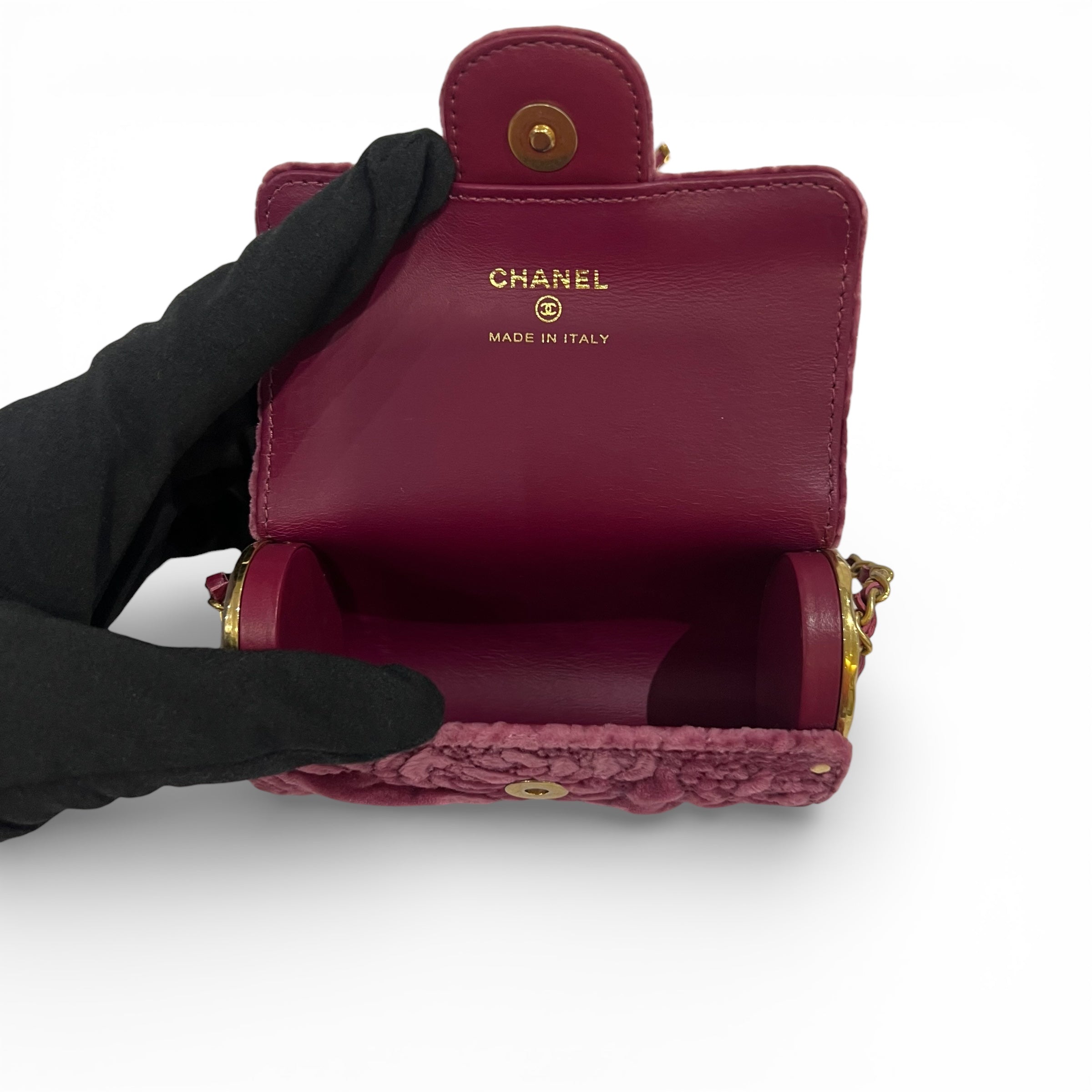 Chanel - Minaudière en velours à motif camélia