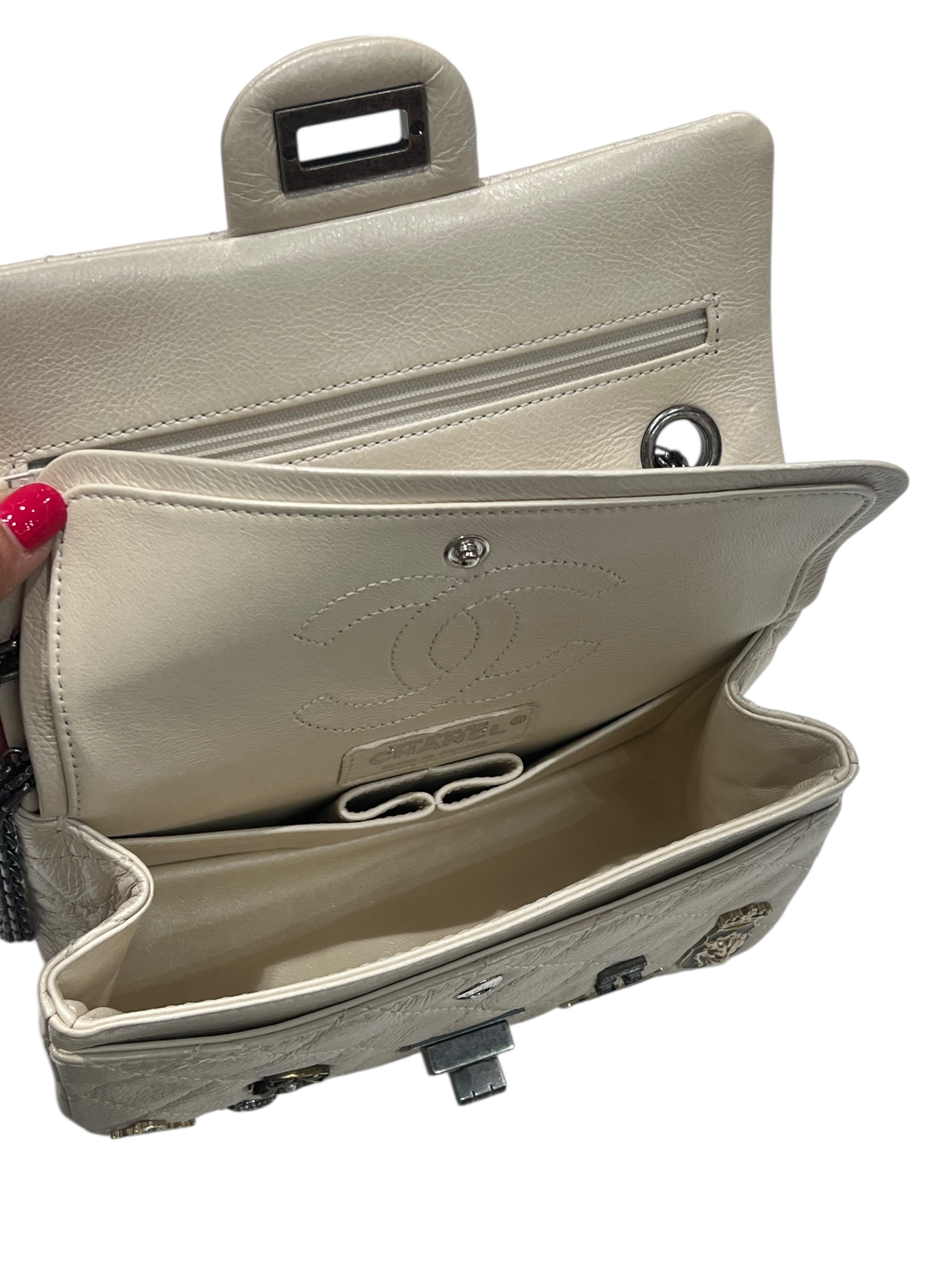 Chanel - sac 2.55 mini édition limitée écru irisé