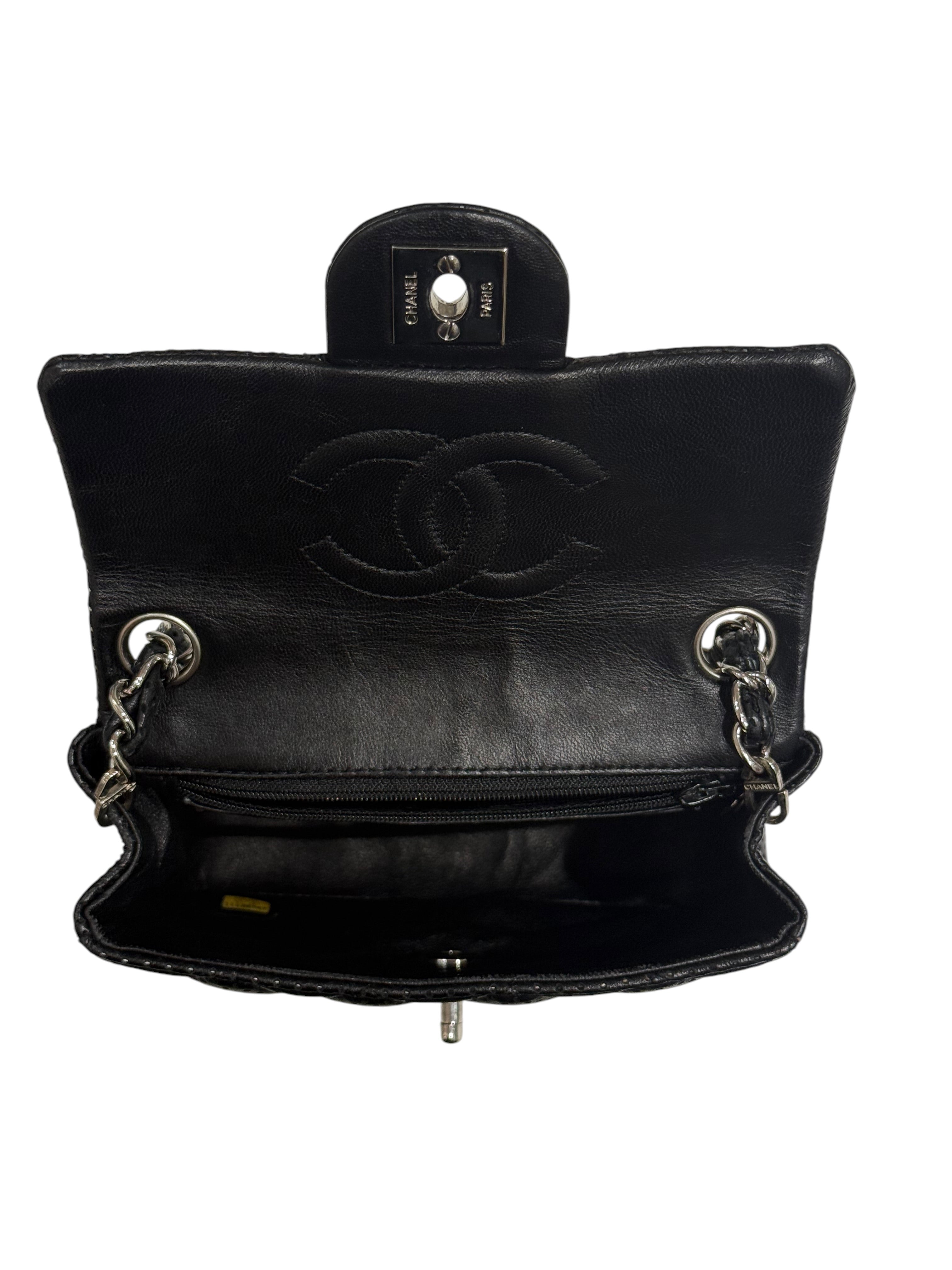 Chanel - Sac classique mini square perforé
