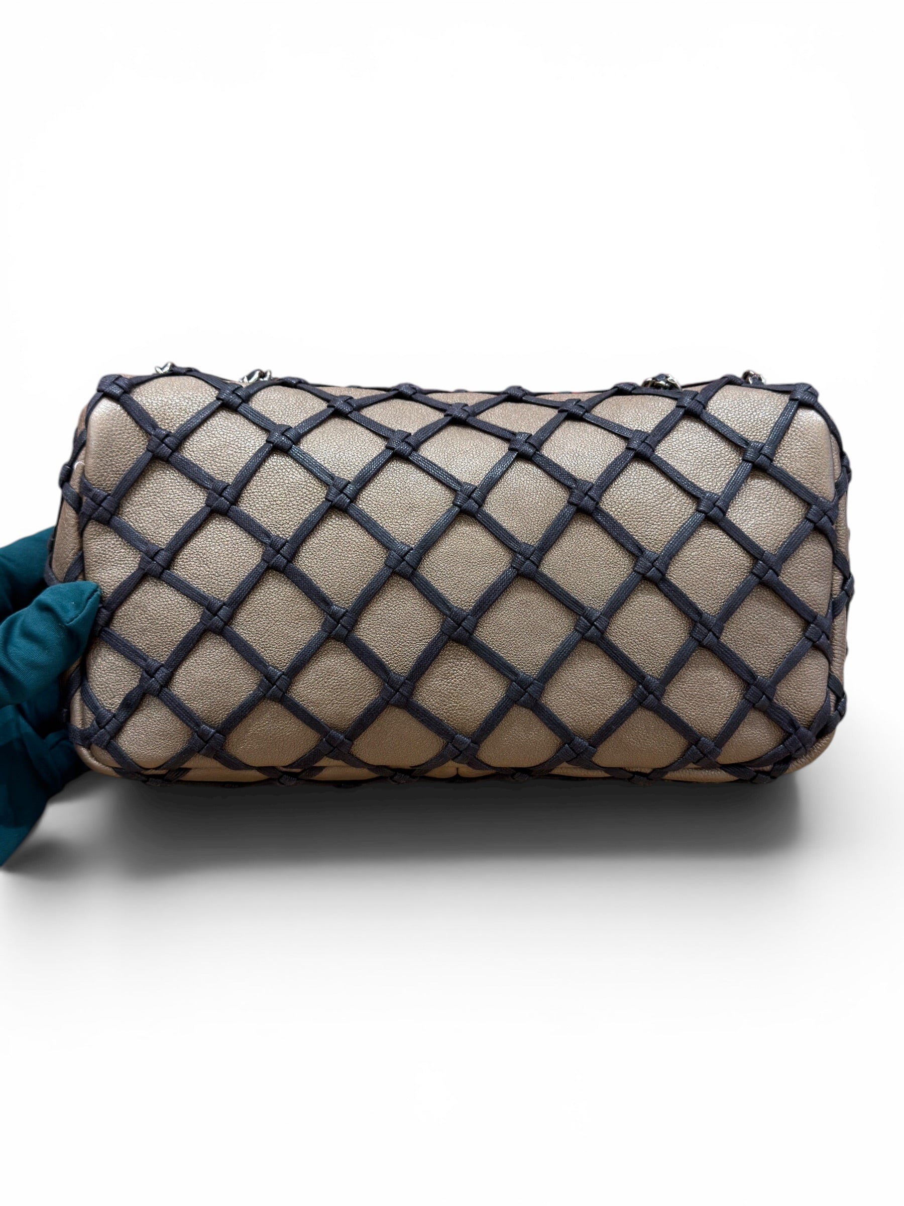 Chanel – Timeless-25-Tasche, limitierte Edition, Khaki und Schwarz