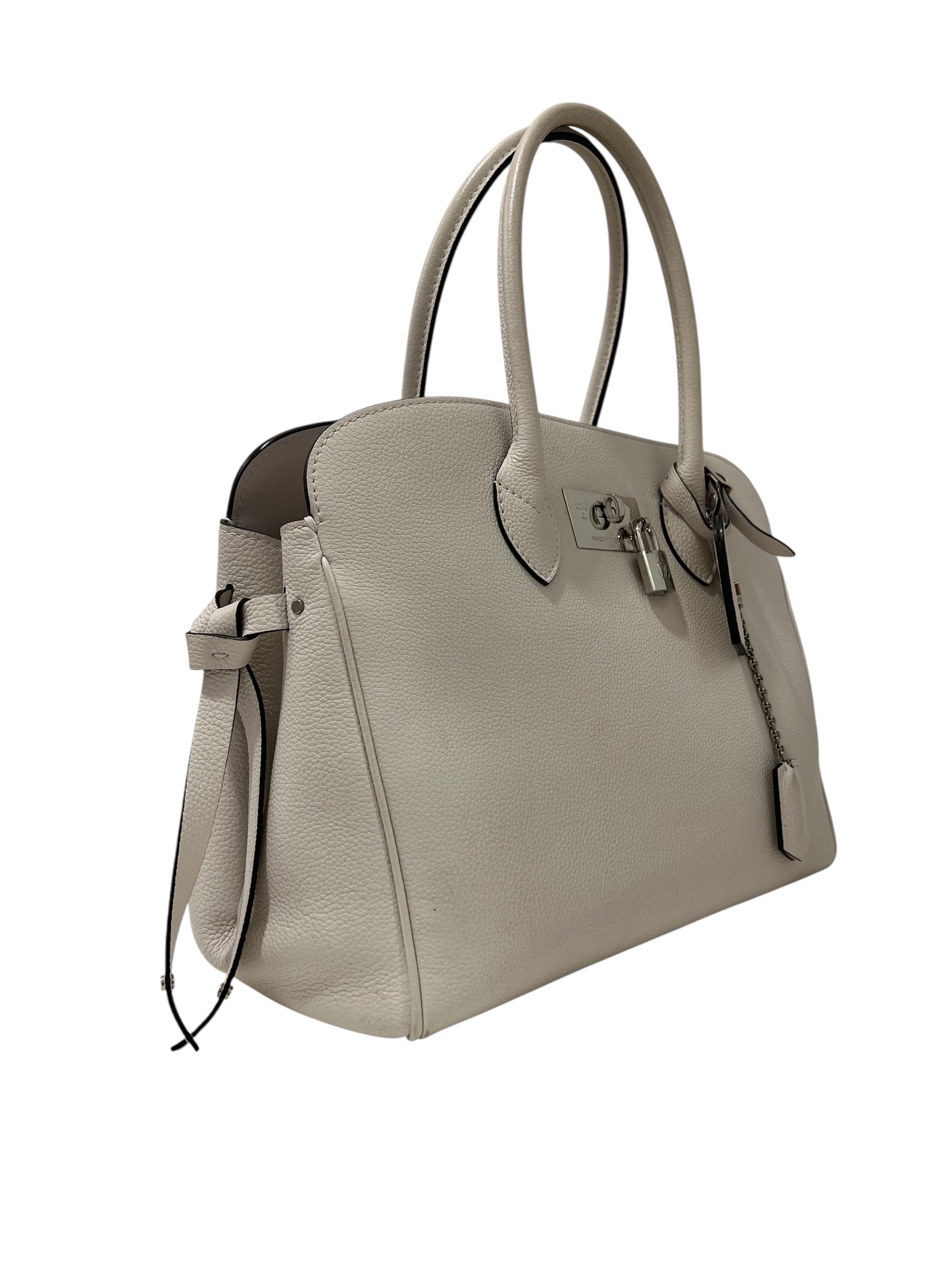 Louis Vuitton - sac Milla MM