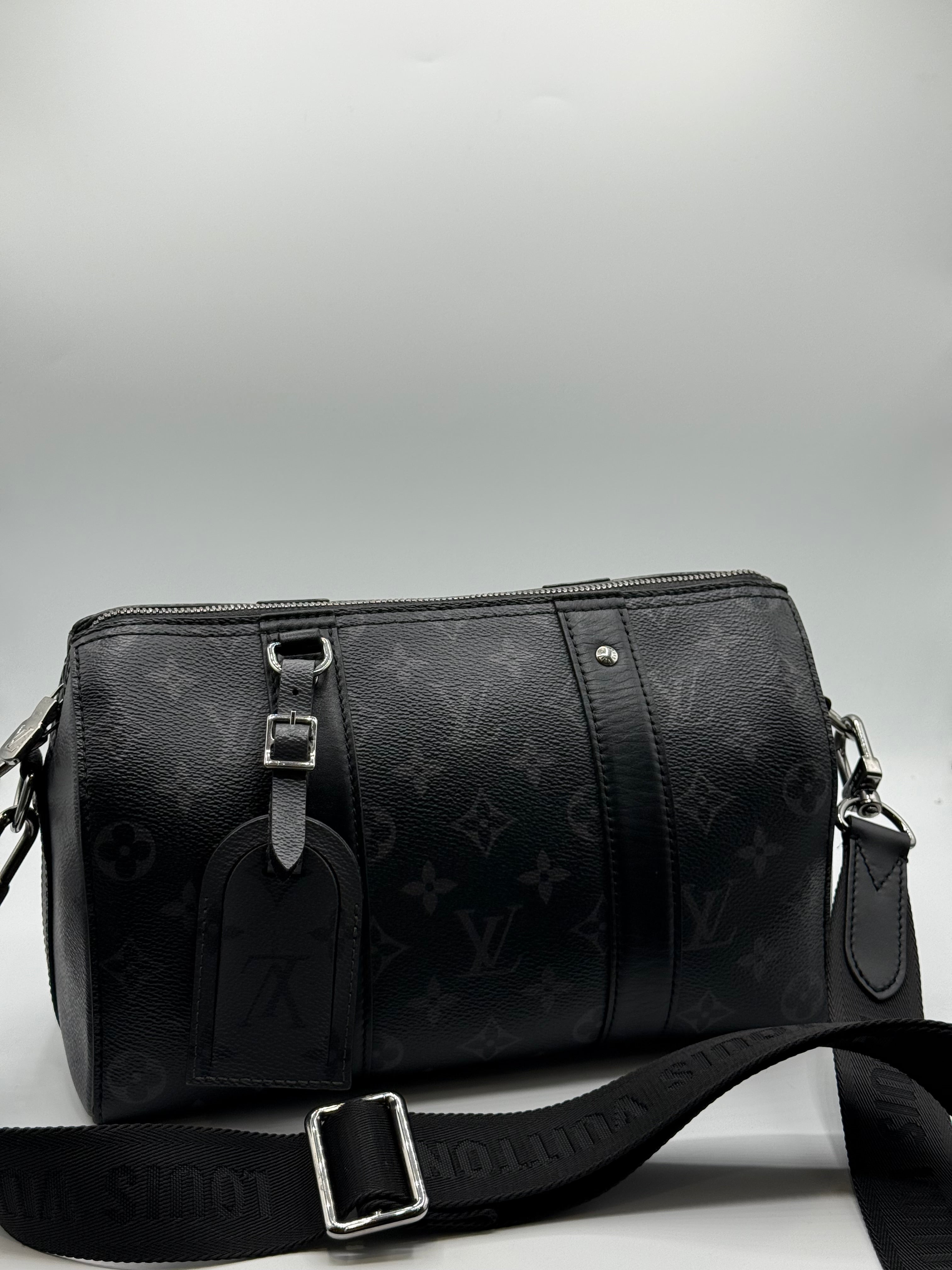 Louis Vuitton - Sac City Keepall graphite