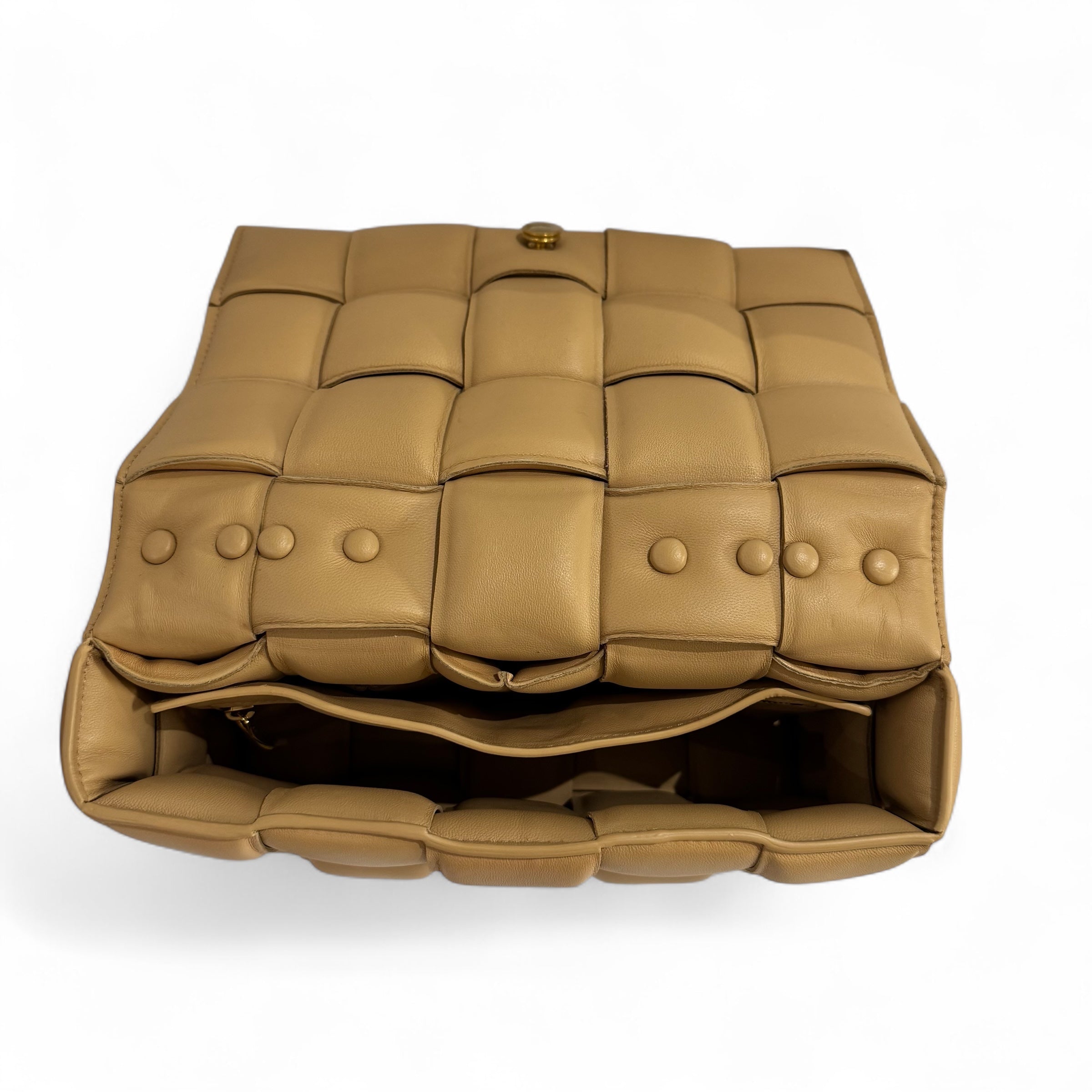 Bottega Veneta - Kassetten-Tasche mit Kette