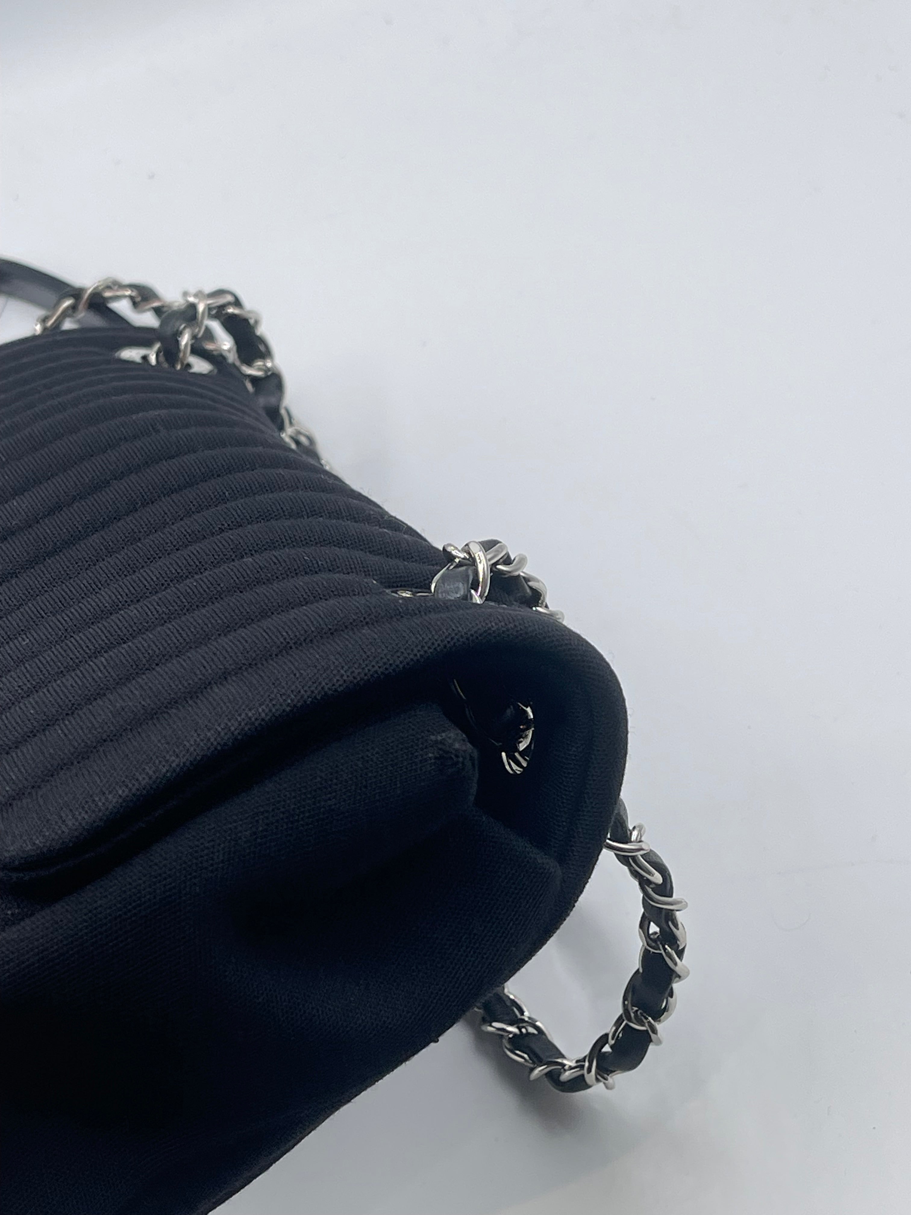 Chanel - Timeless en jersey noir