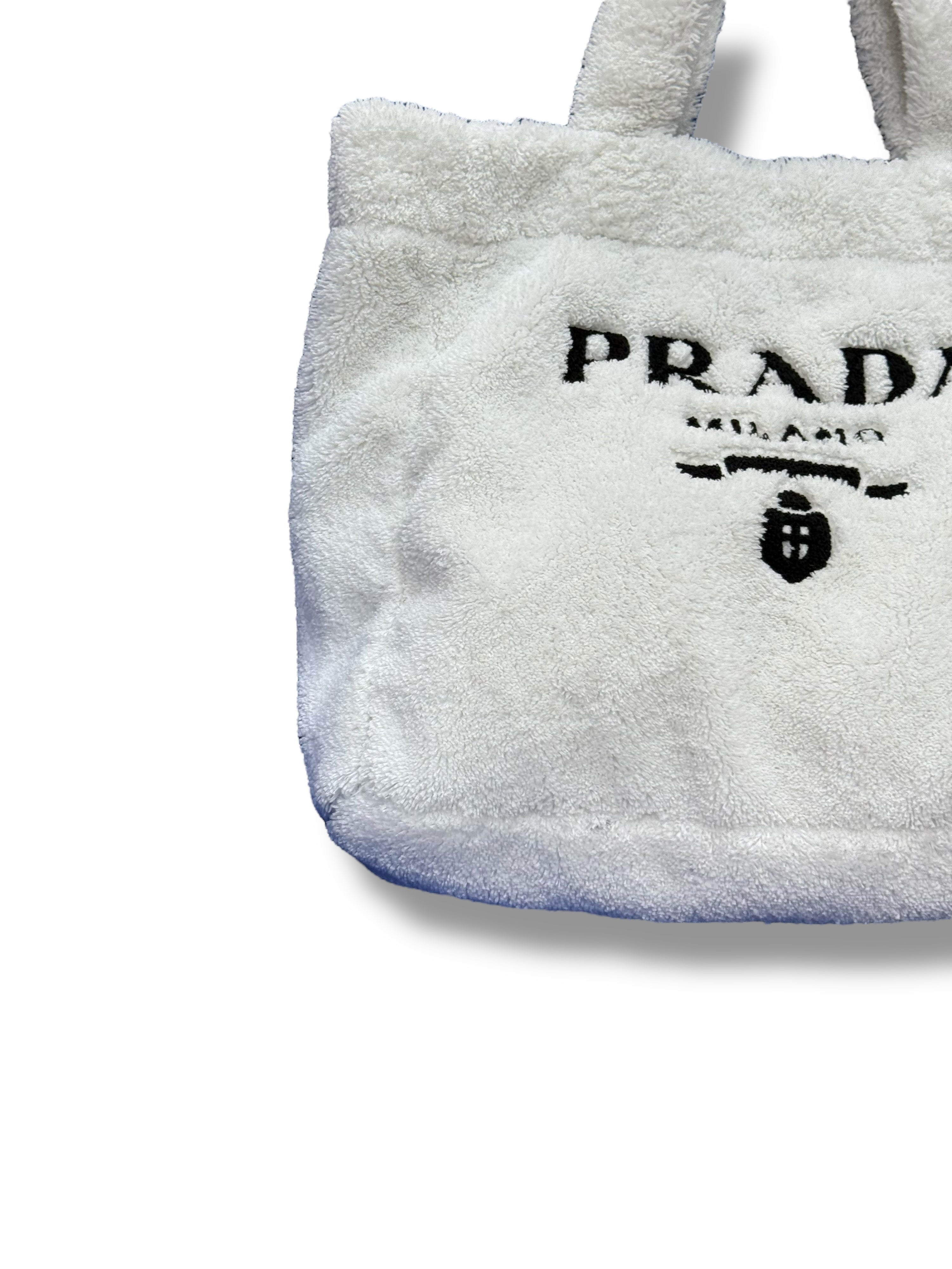 Prada - Große weiße Badetasche aus Frottee