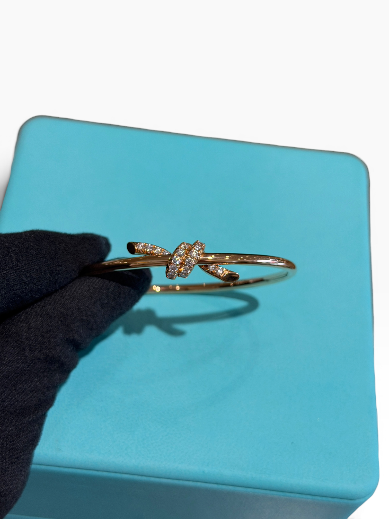 Tiffany & Co - Bracelet Knot or rose et diamants