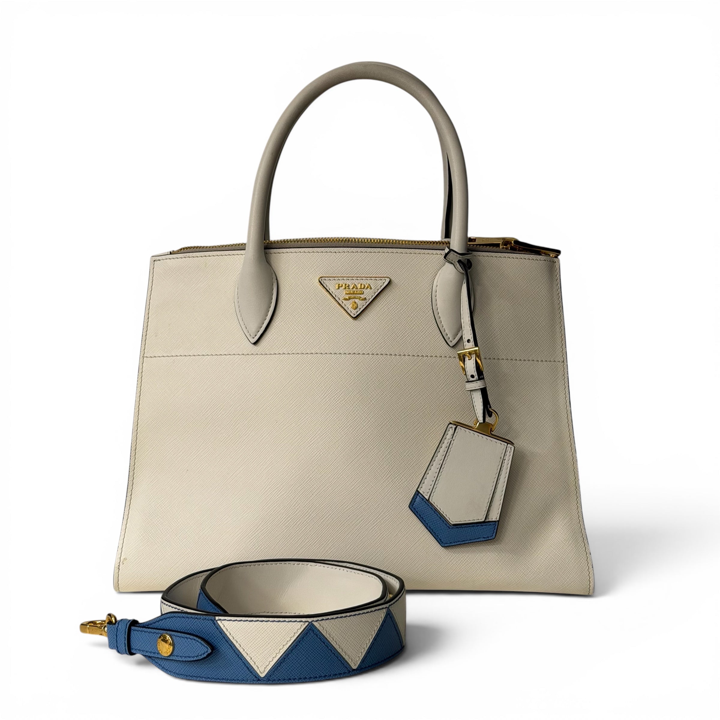 Prada - Sac à main en cuir blanc Saffiano