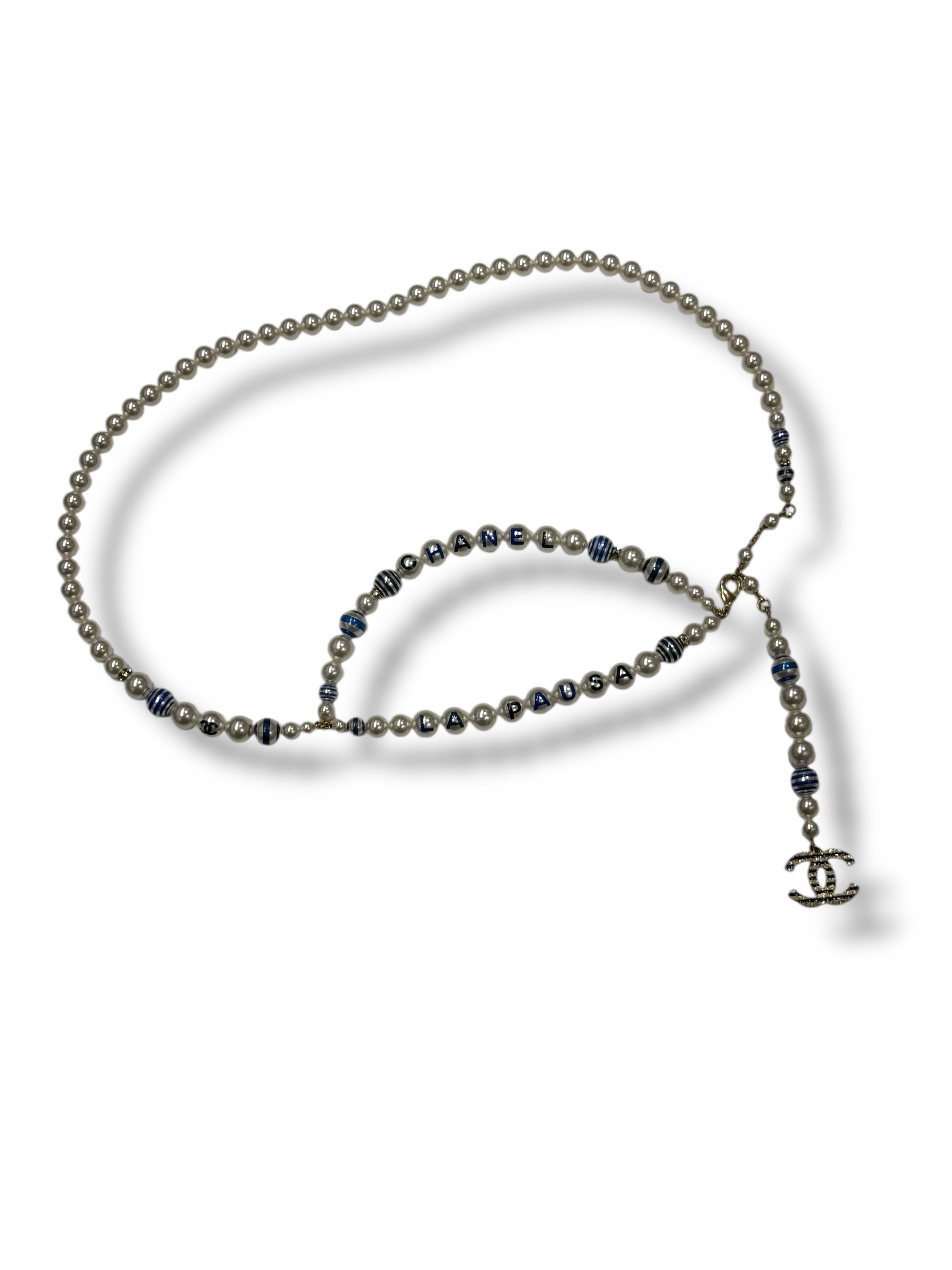 Chanel - Ceinture perles La Pausa blanches et bleues