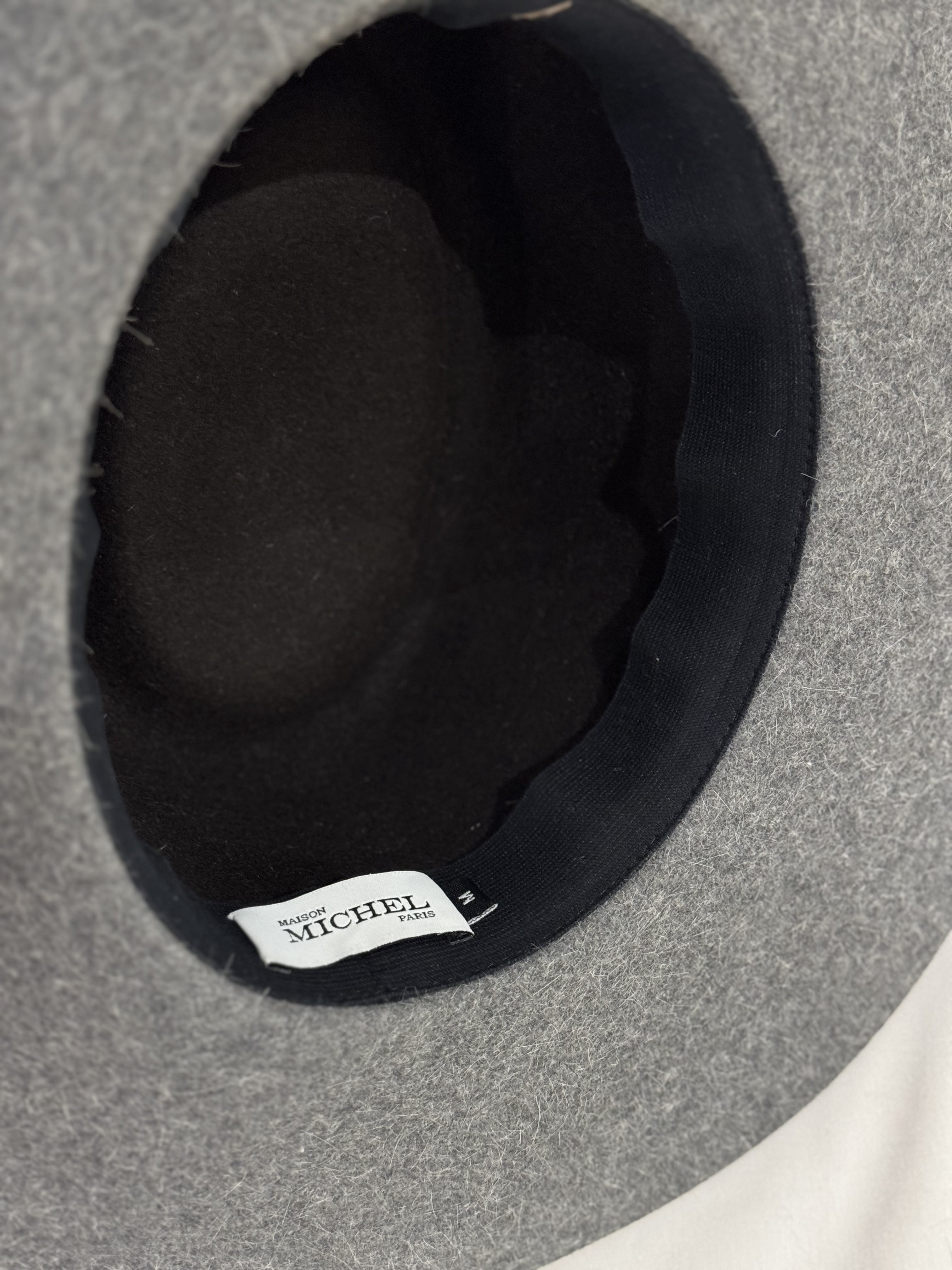 메종 미셸 - 모자 T.M