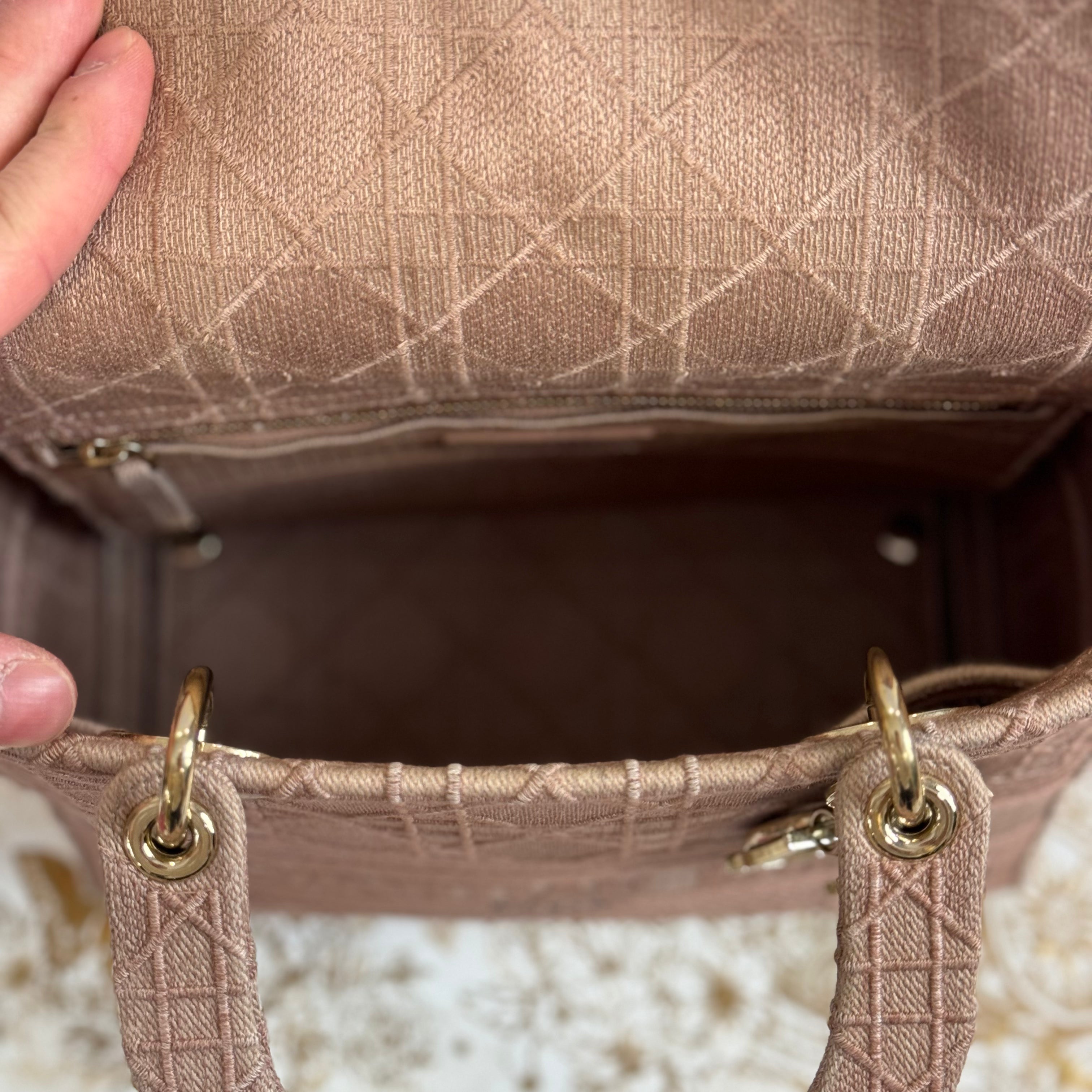 Dior - Lady Dior 中号藤帆布包