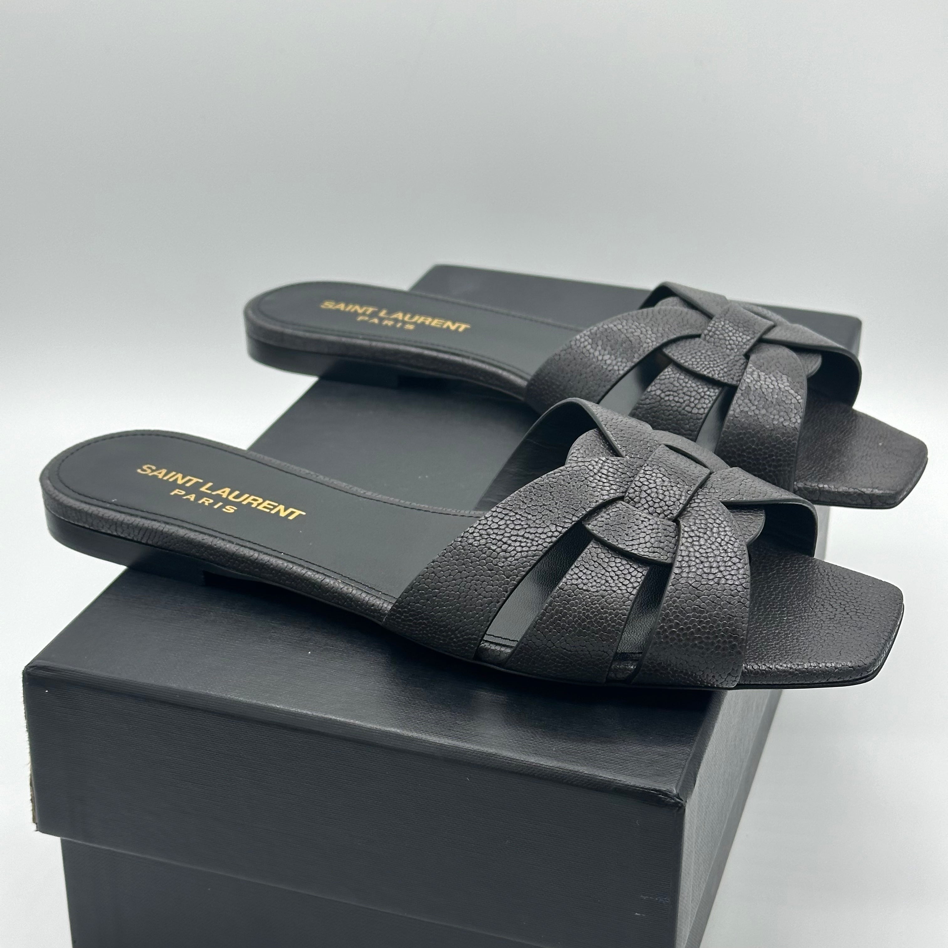 Saint Laurent - Omaggio ai muli