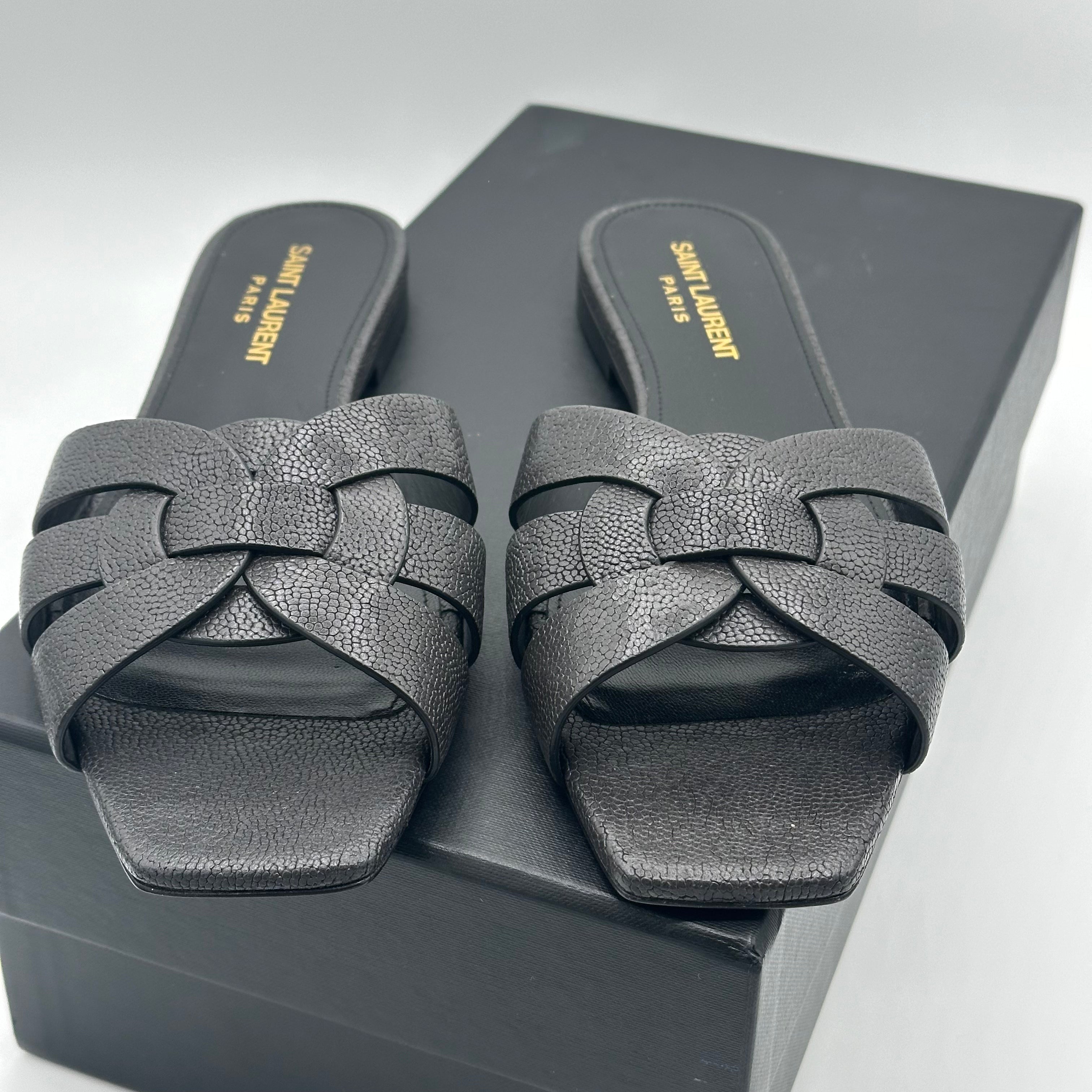 Saint Laurent - Omaggio ai muli