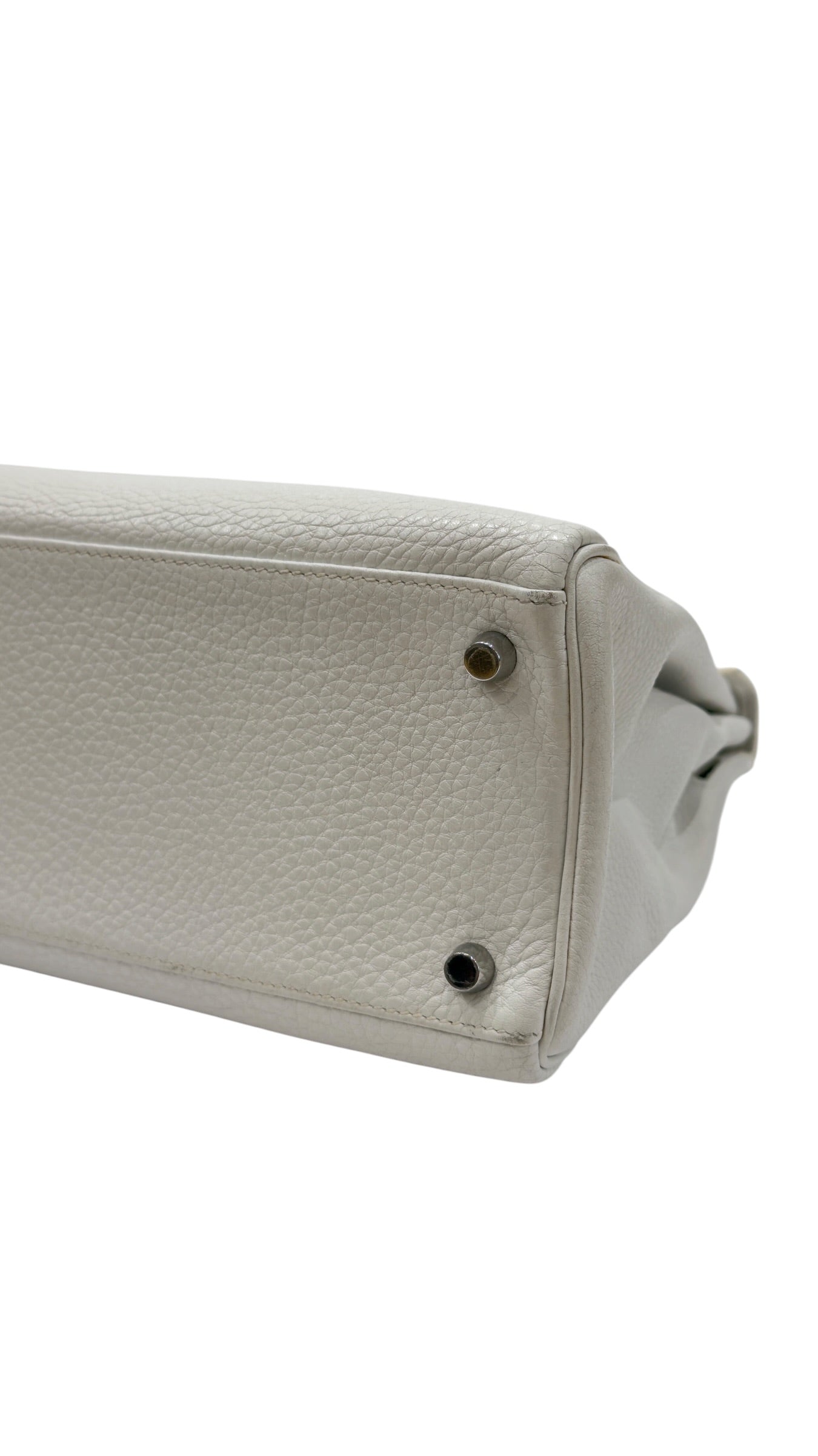 Hermès - Kelly 32 bag in White Togo leather