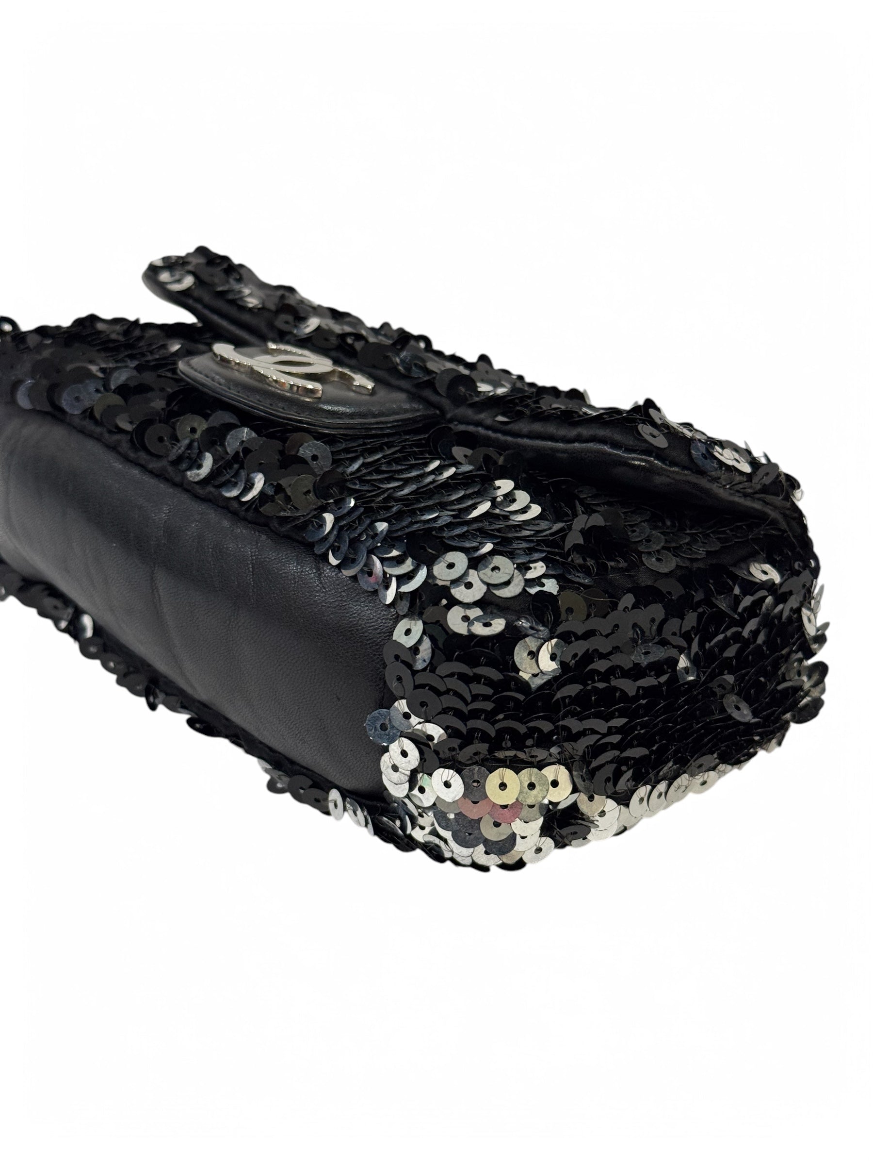 Chanel - Sac Timeless sequins