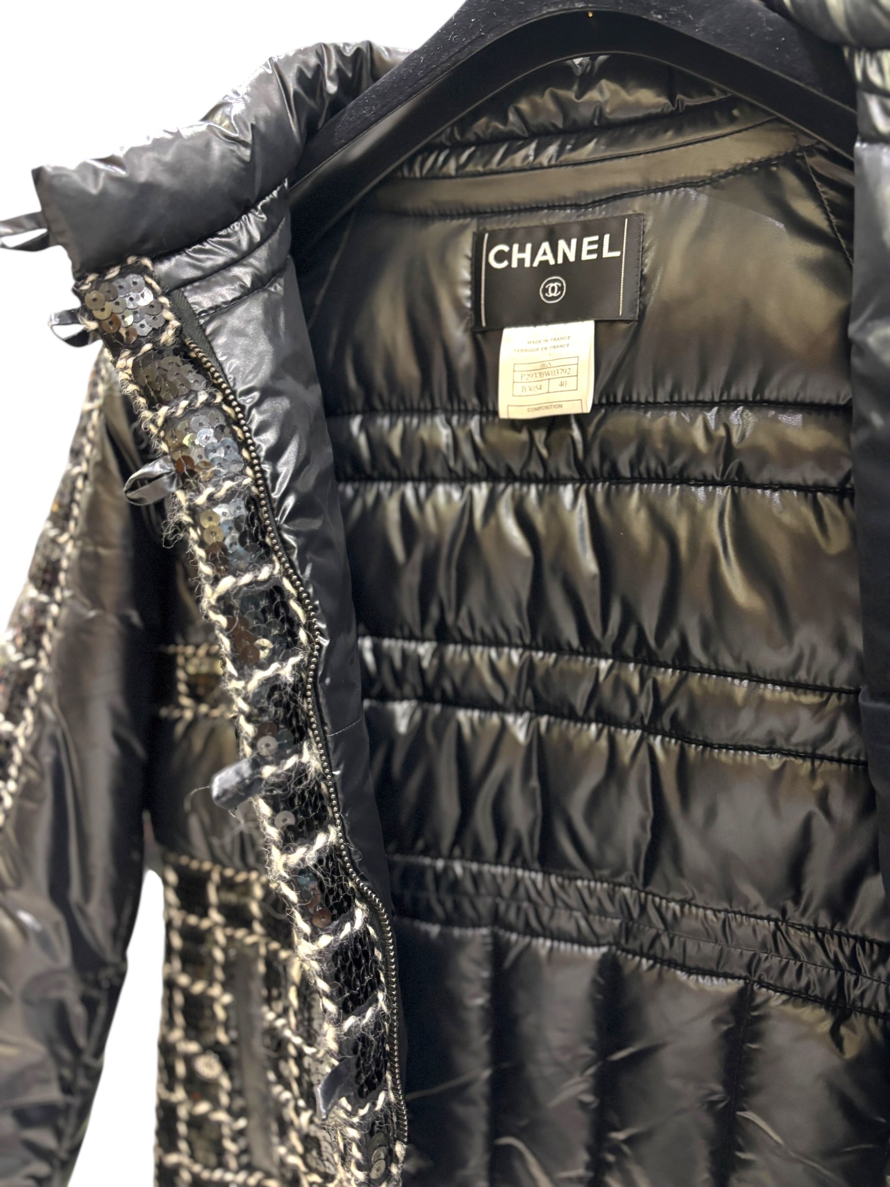 Chanel - Doudoune courte manches longues T40