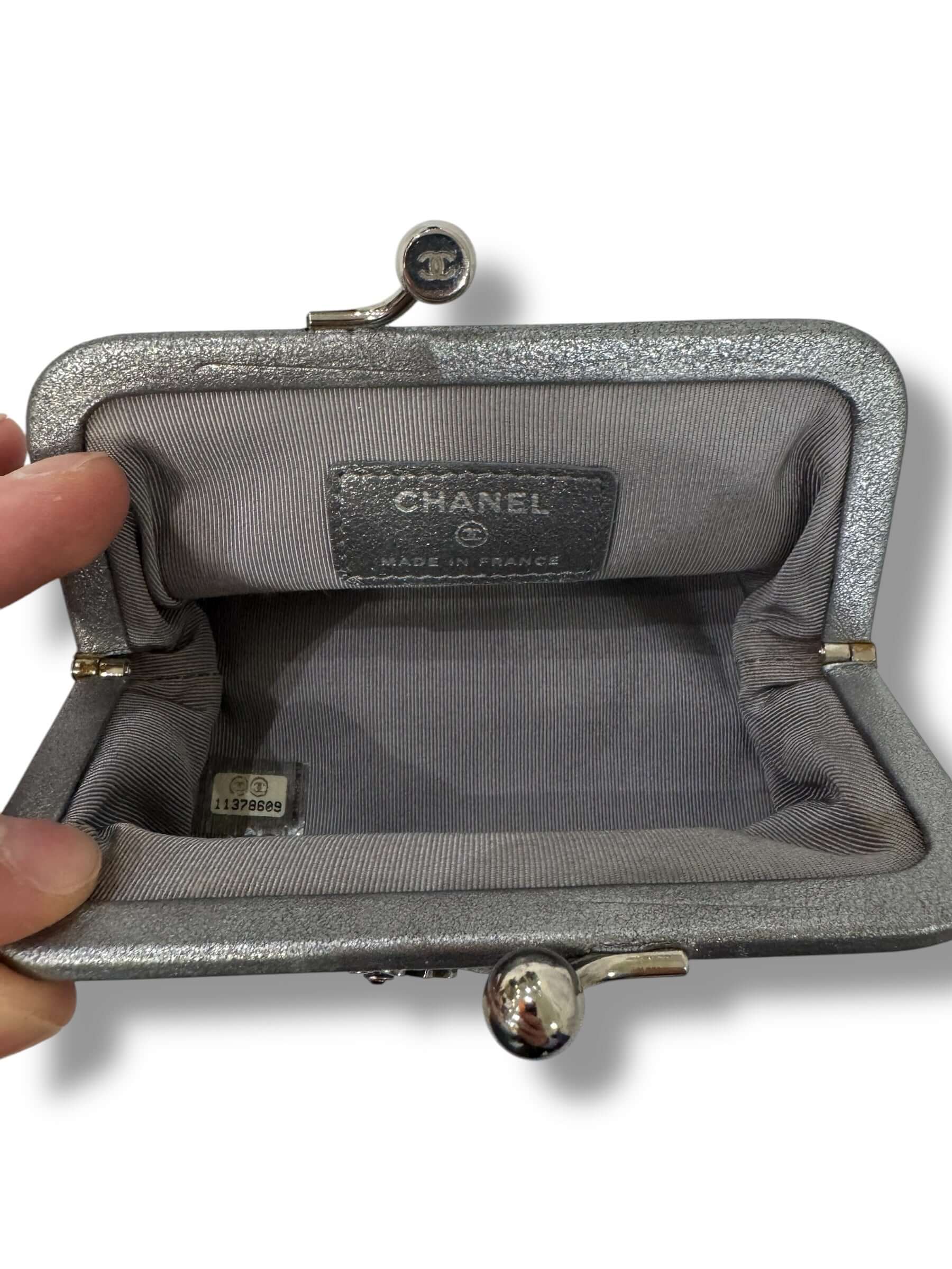 Chanel - Geldbörse mit Charms