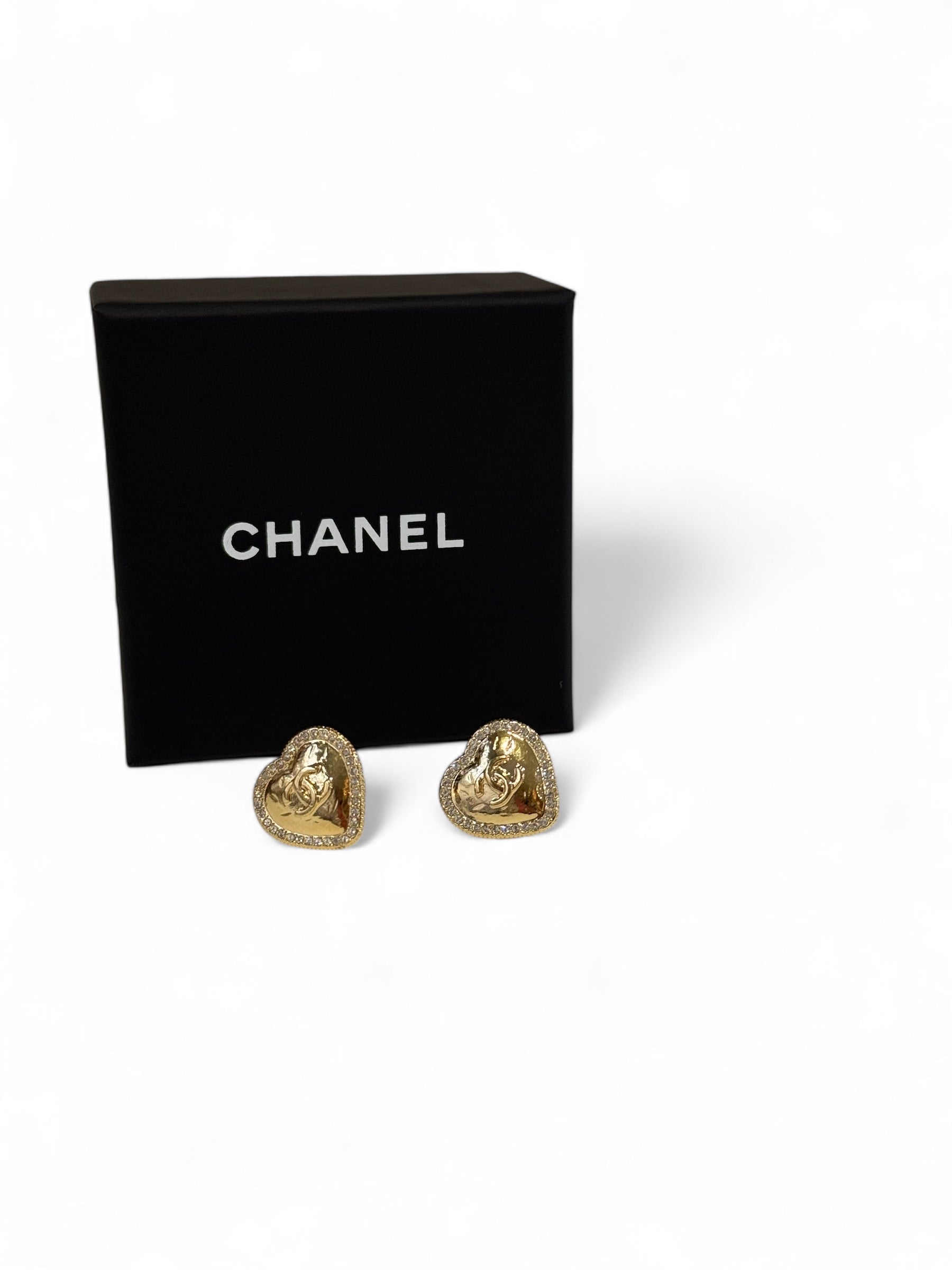 Chanel - Boucles d’oreilles cœur
