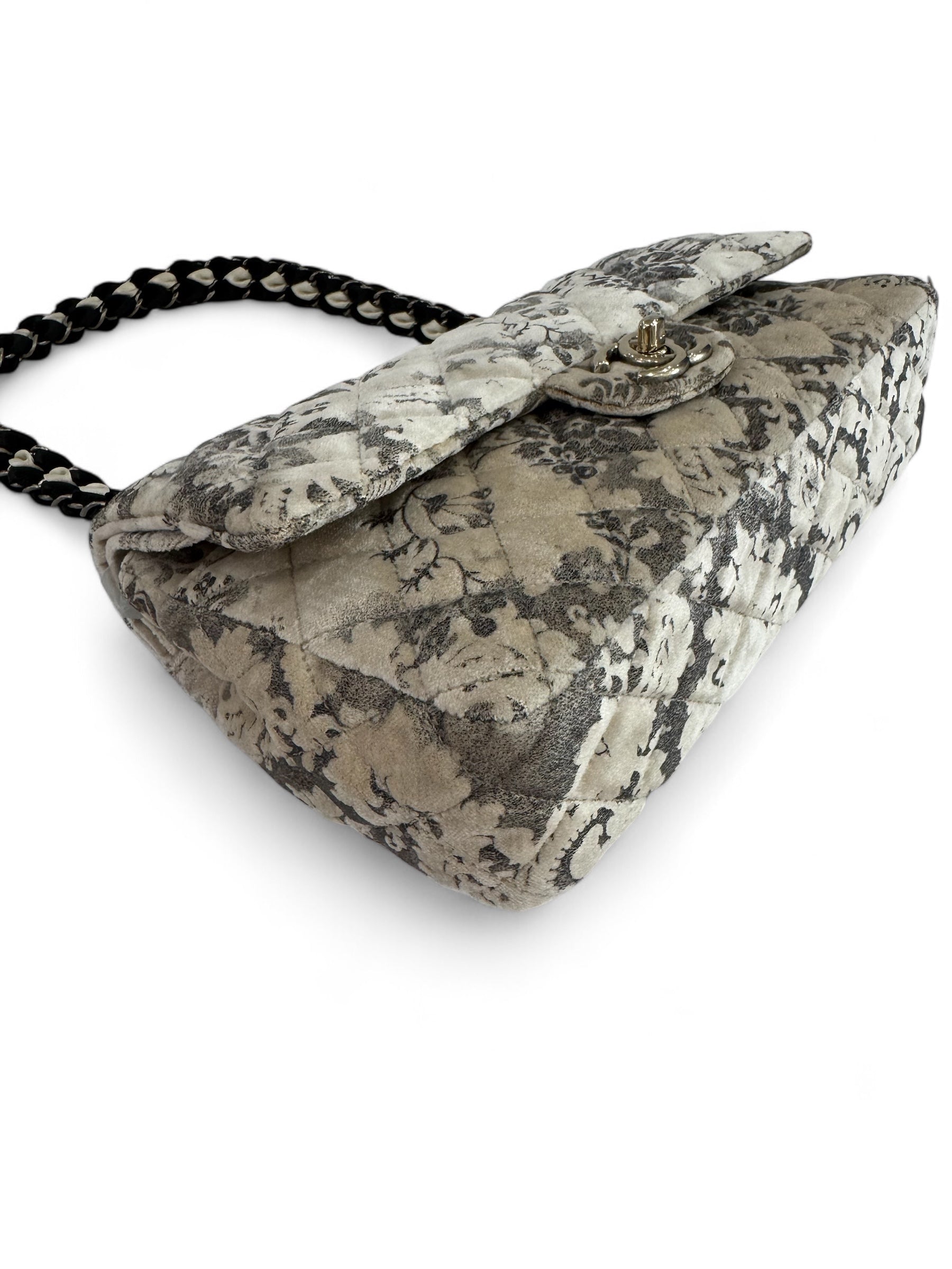 Chanel - Sac Timeless édition limitée baroque velours