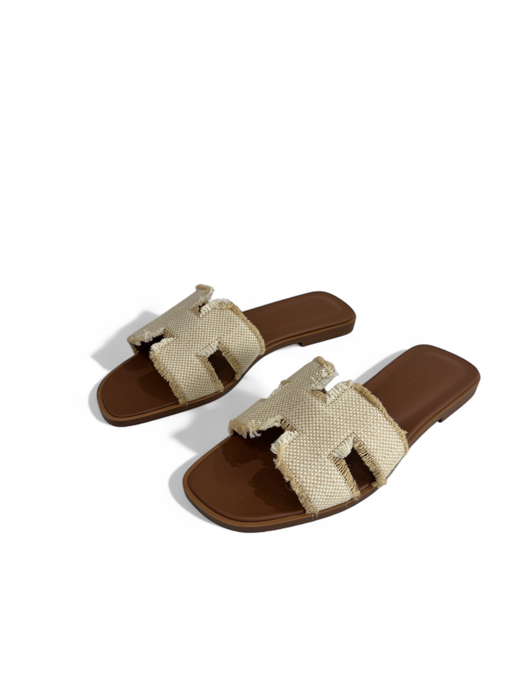 Hermès - Sandales Oran T.38 effrangées