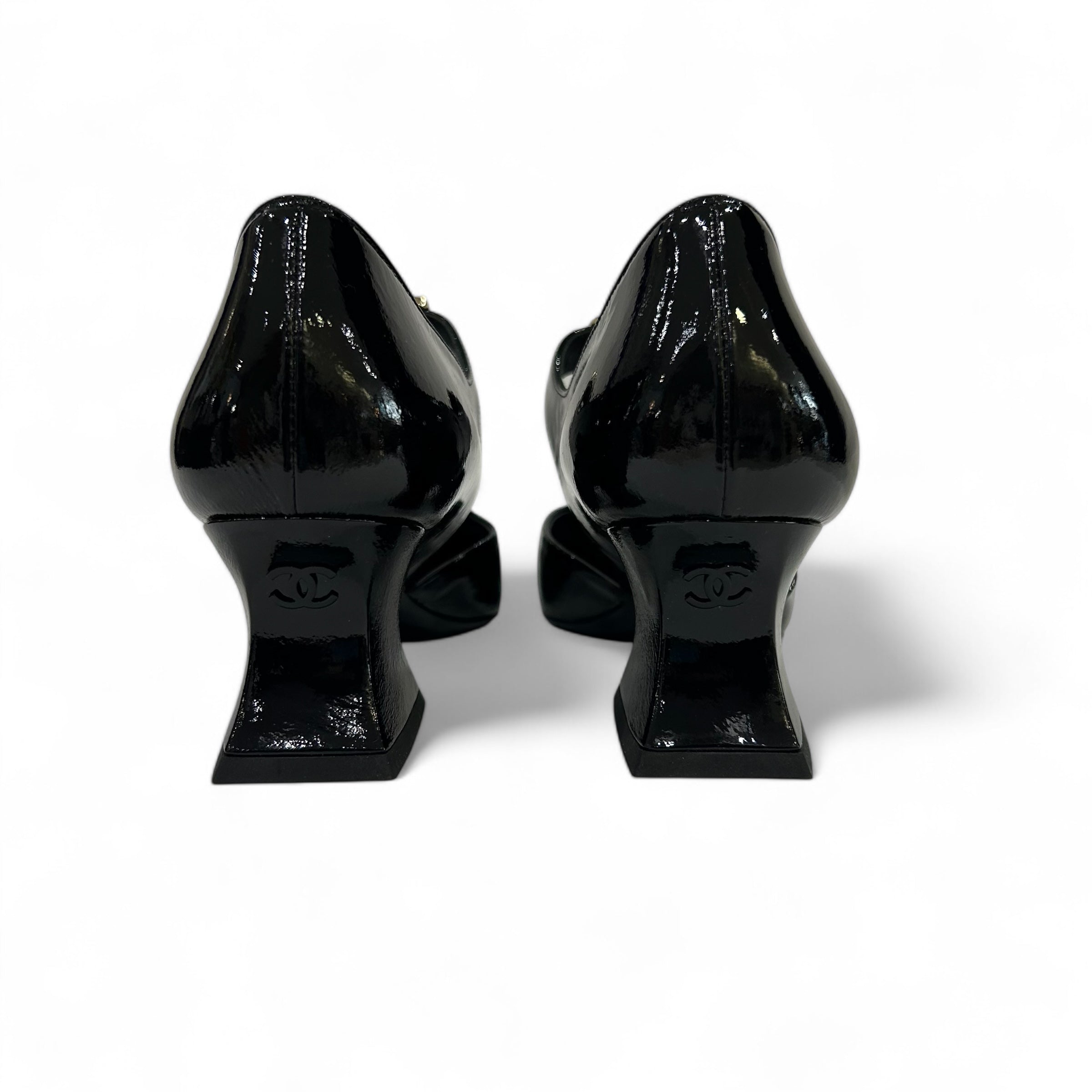 Chanel - Schuhe T.37C