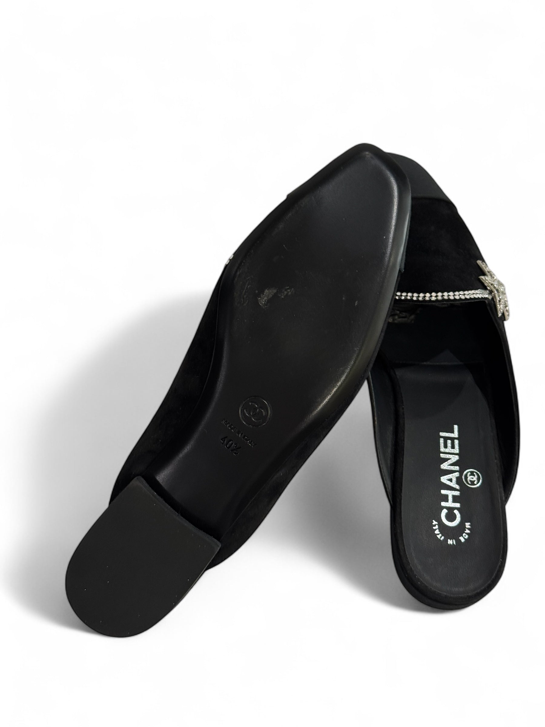 Chanel - Mules daim et strass étoile t.40 1/2