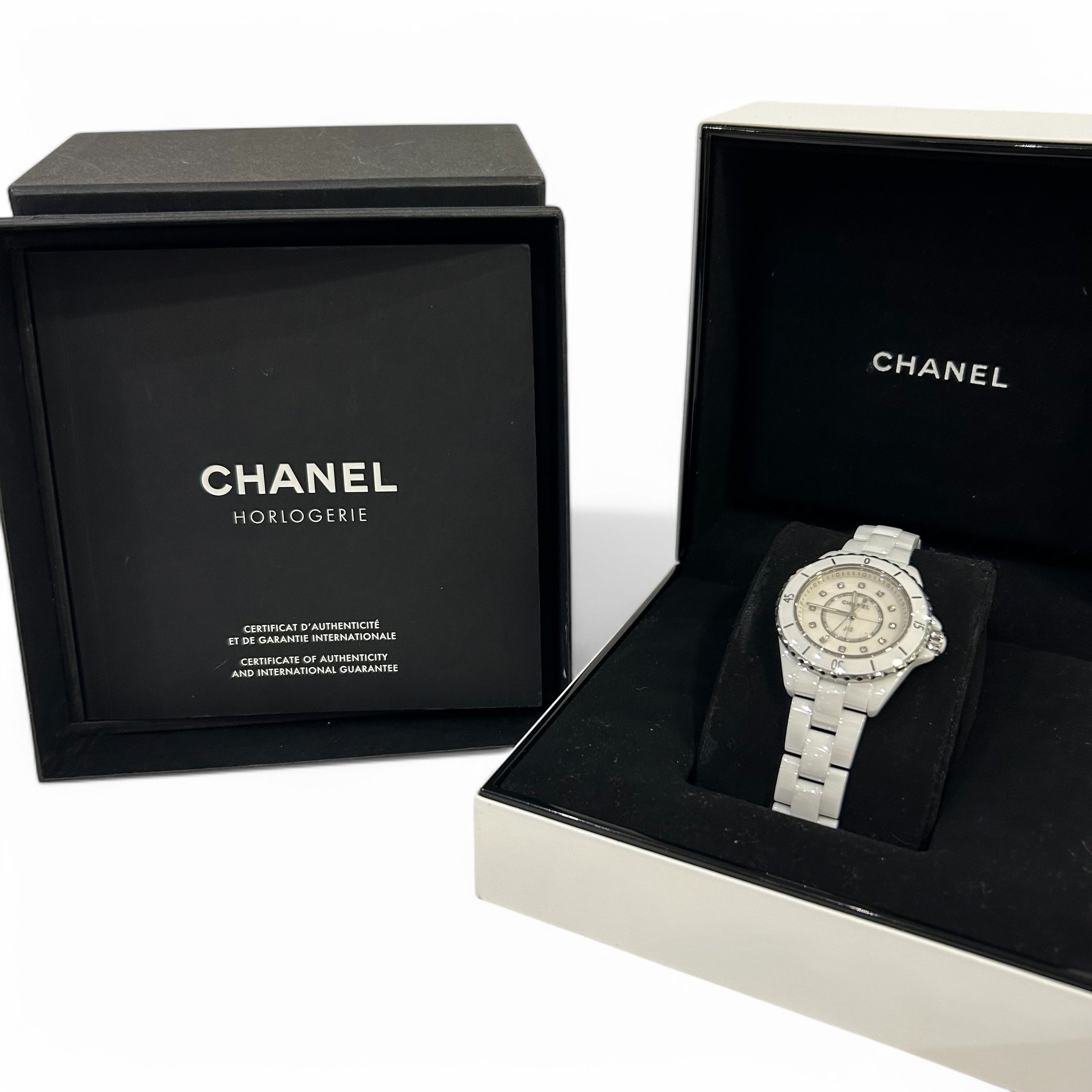 Chanel - J12 33mm