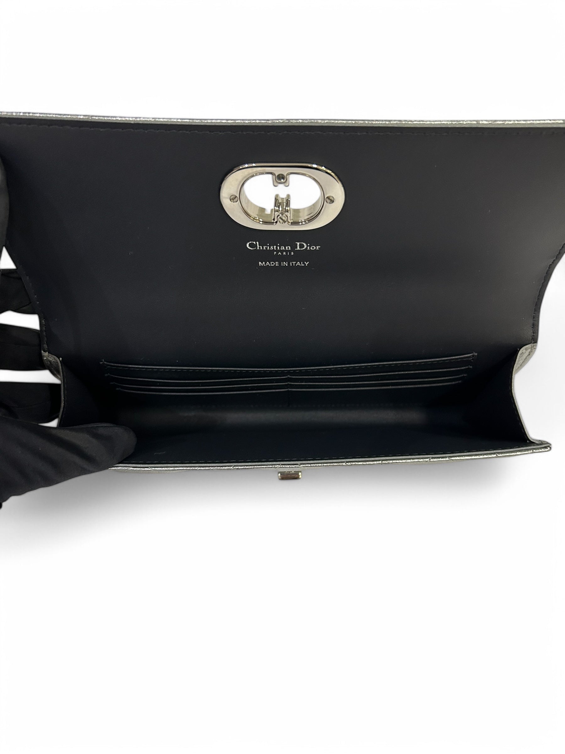 Dior - Pochette Top Handle Miss Caro