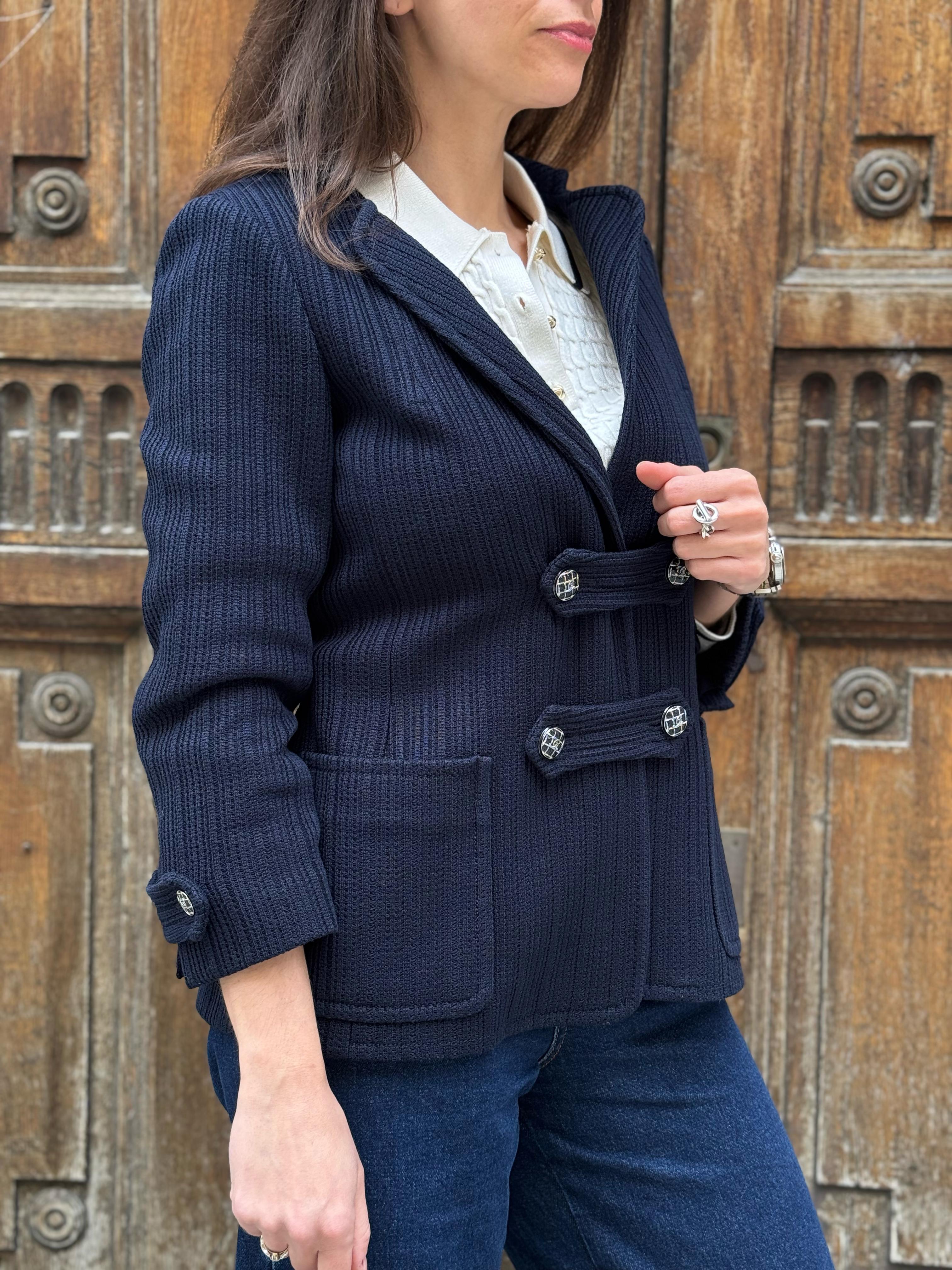 Chanel - Veste t.38