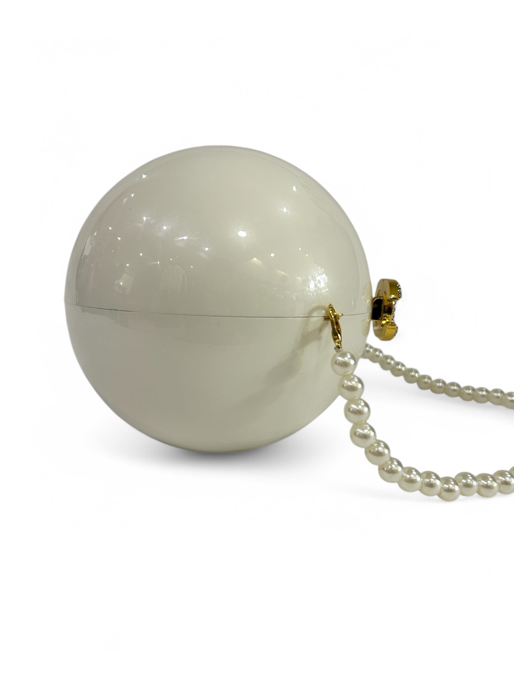 Chanel - Minaudière Sphère “VIP Gift”