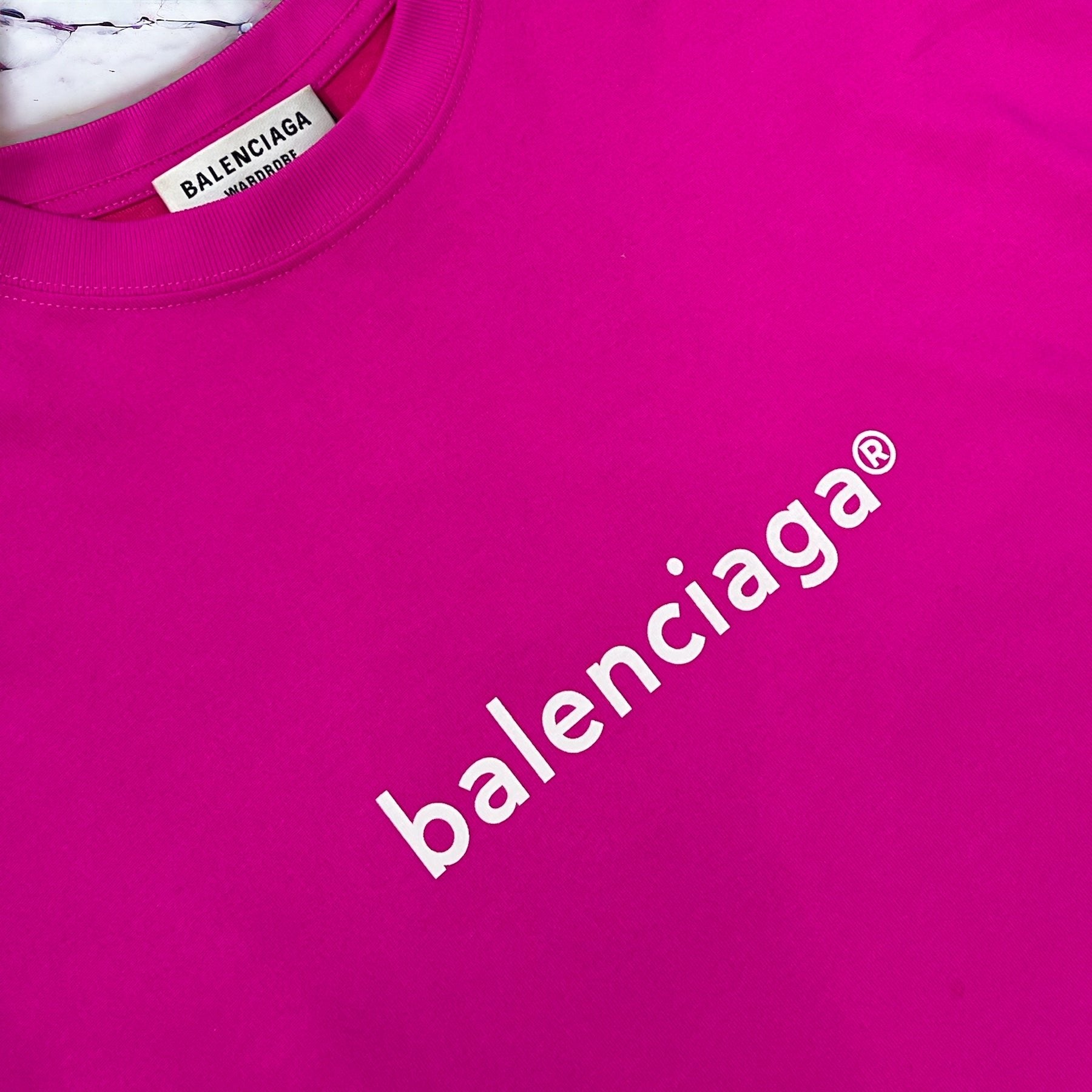 Balenciaga T-shirt XS - Les Folies d&
